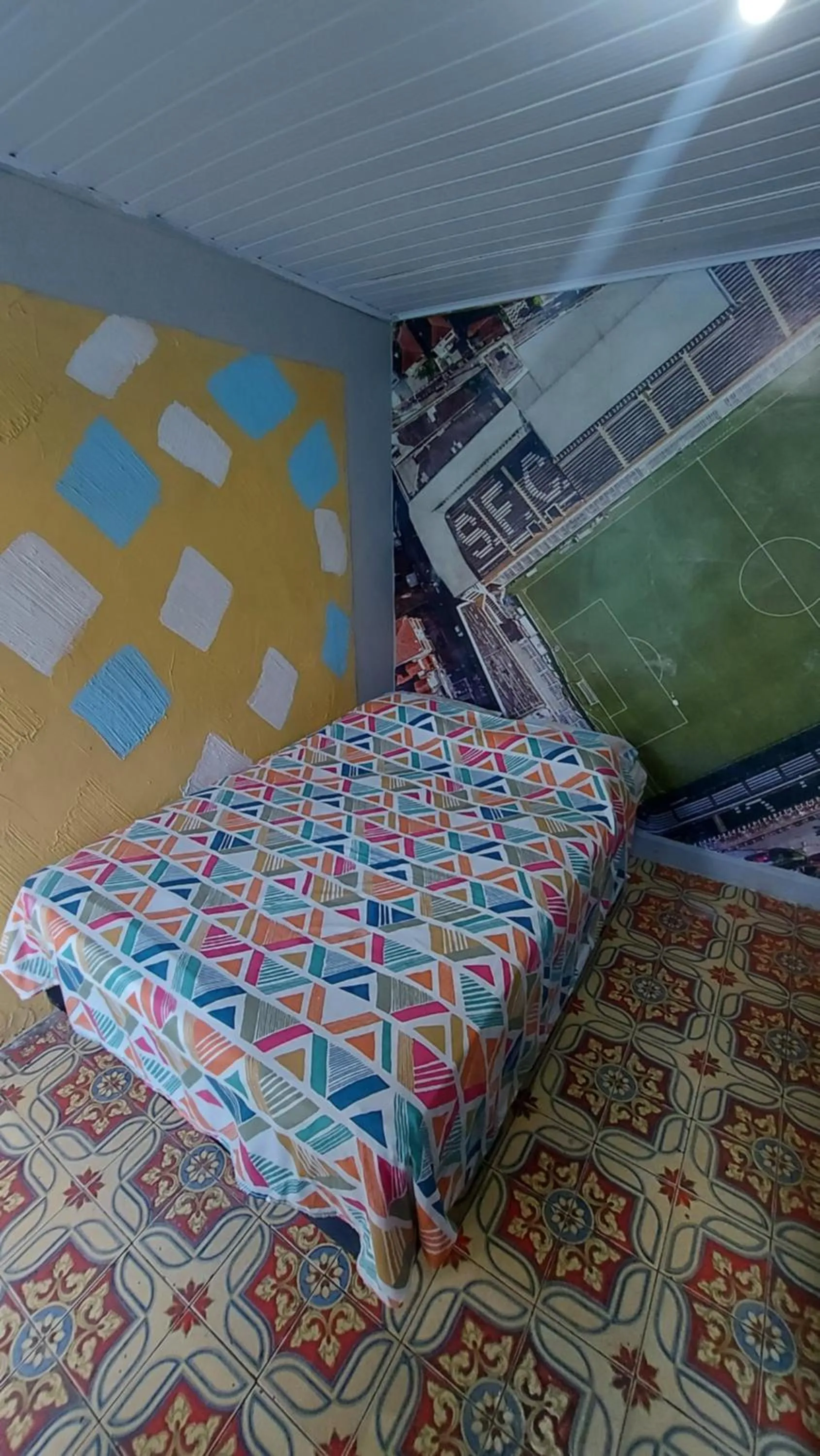 Bed in Rolds Hostel