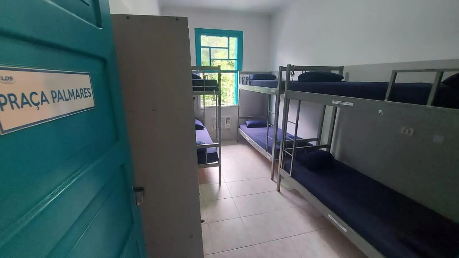 Bed in Rolds Hostel