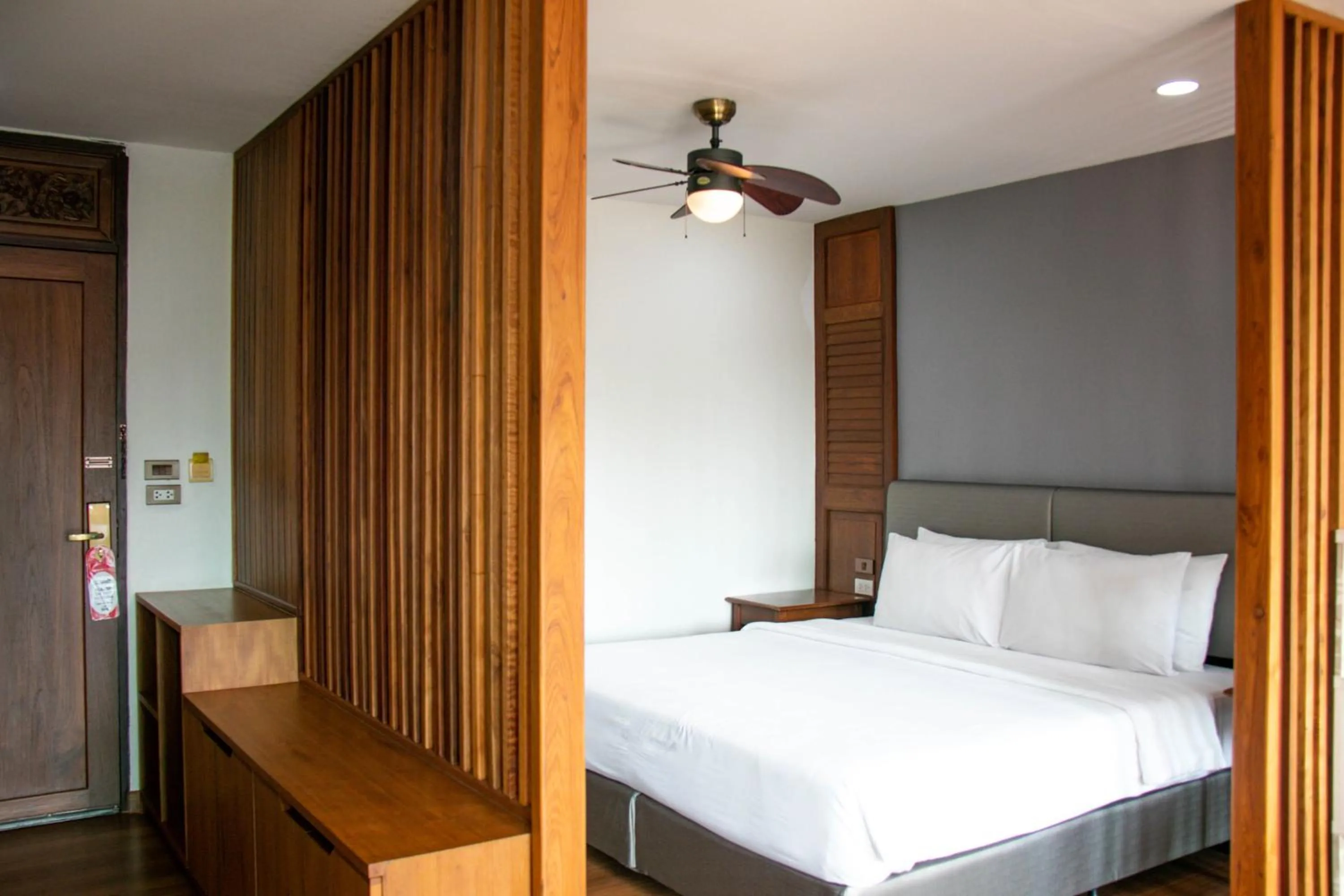 Photo of the whole room, Bed in Lamphu Tree House Boutique Hotel