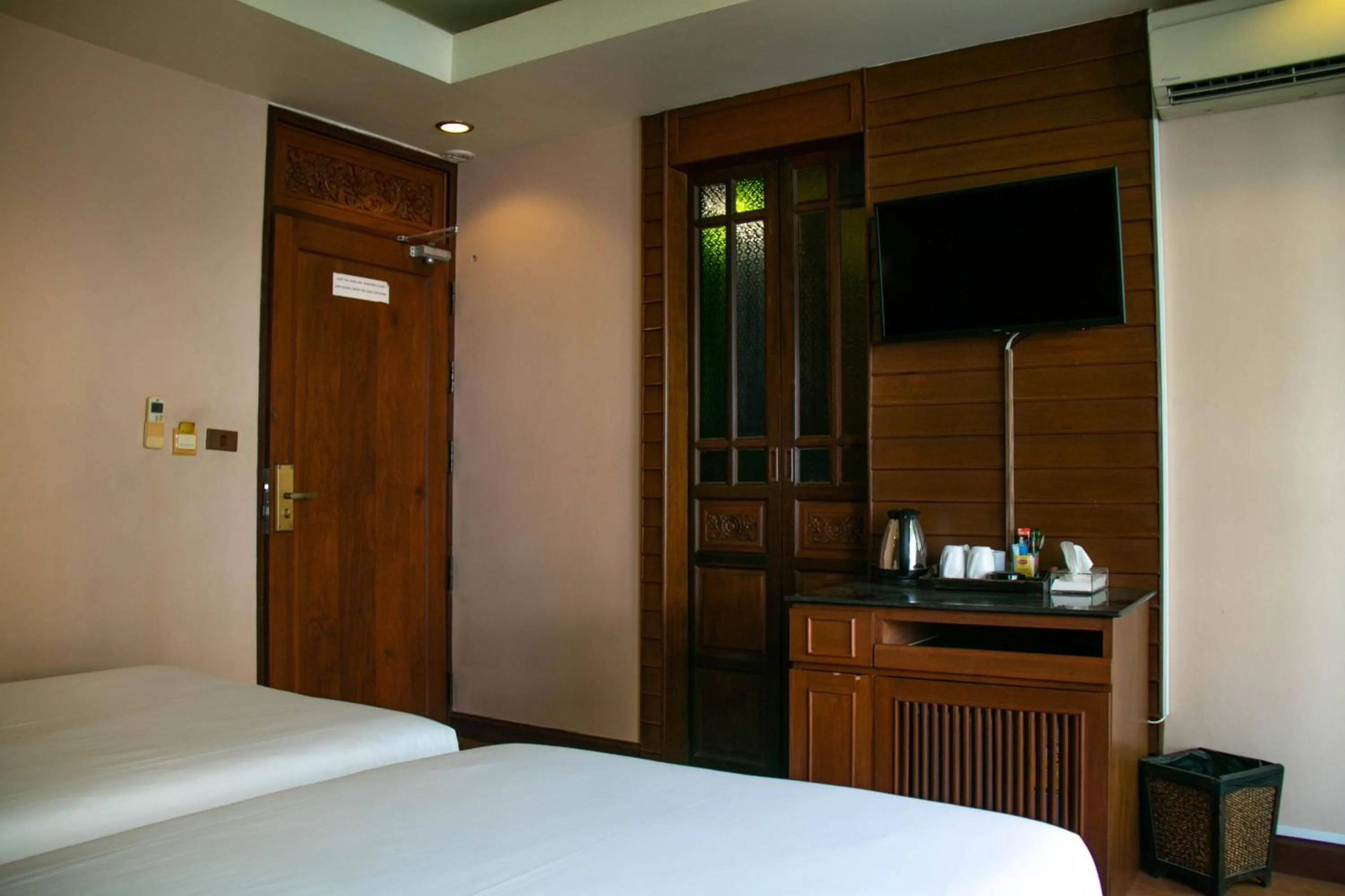 TV and multimedia, Bed in Lamphu Tree House Boutique Hotel
