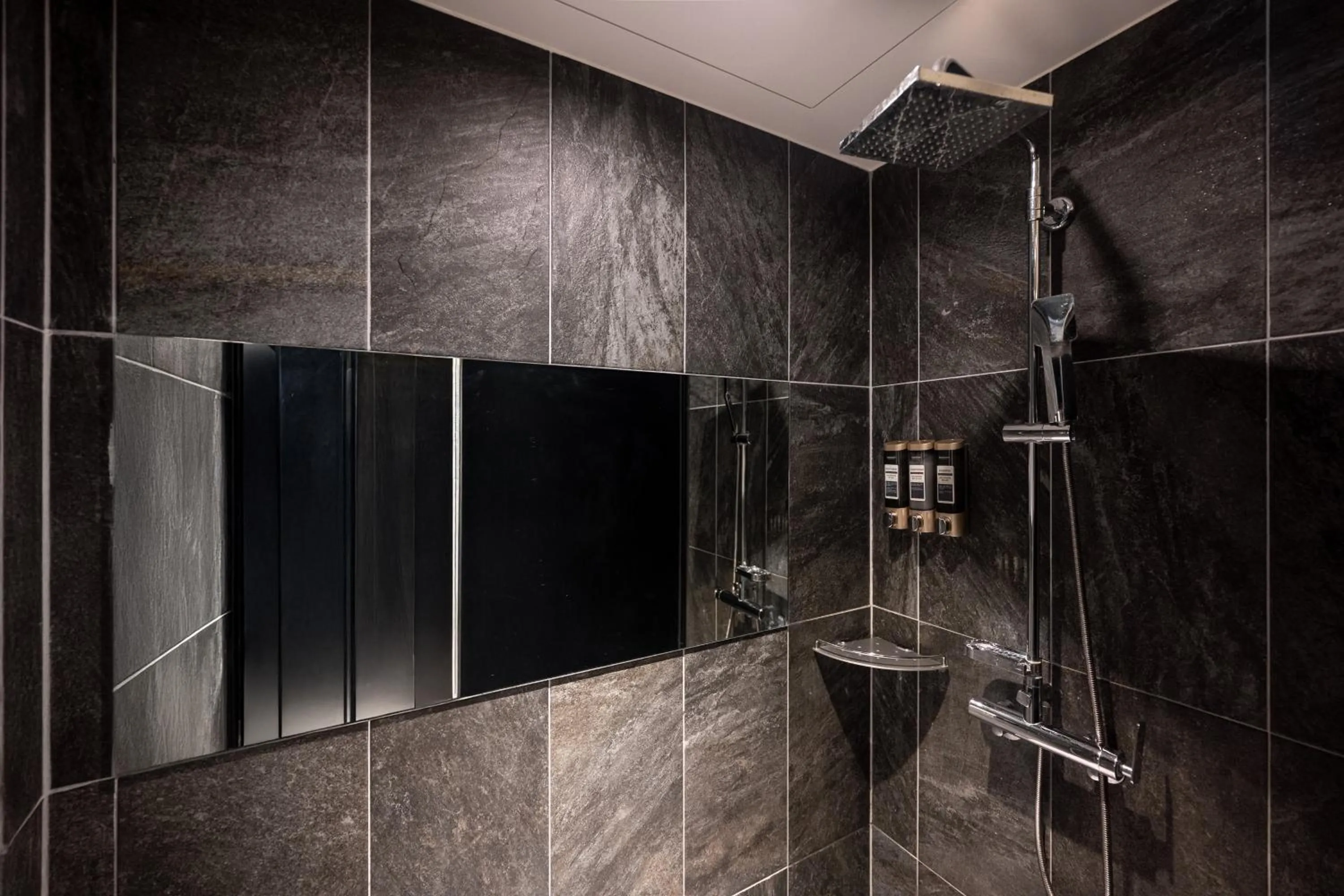 Golden Business Hotel