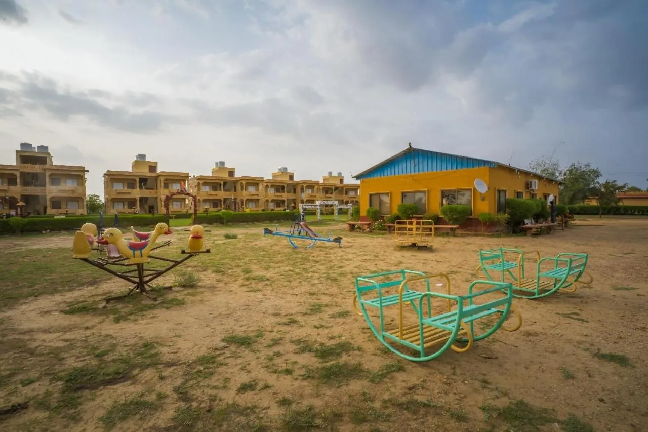 Property building in Moonlight Nature Resort & Swimming Pool