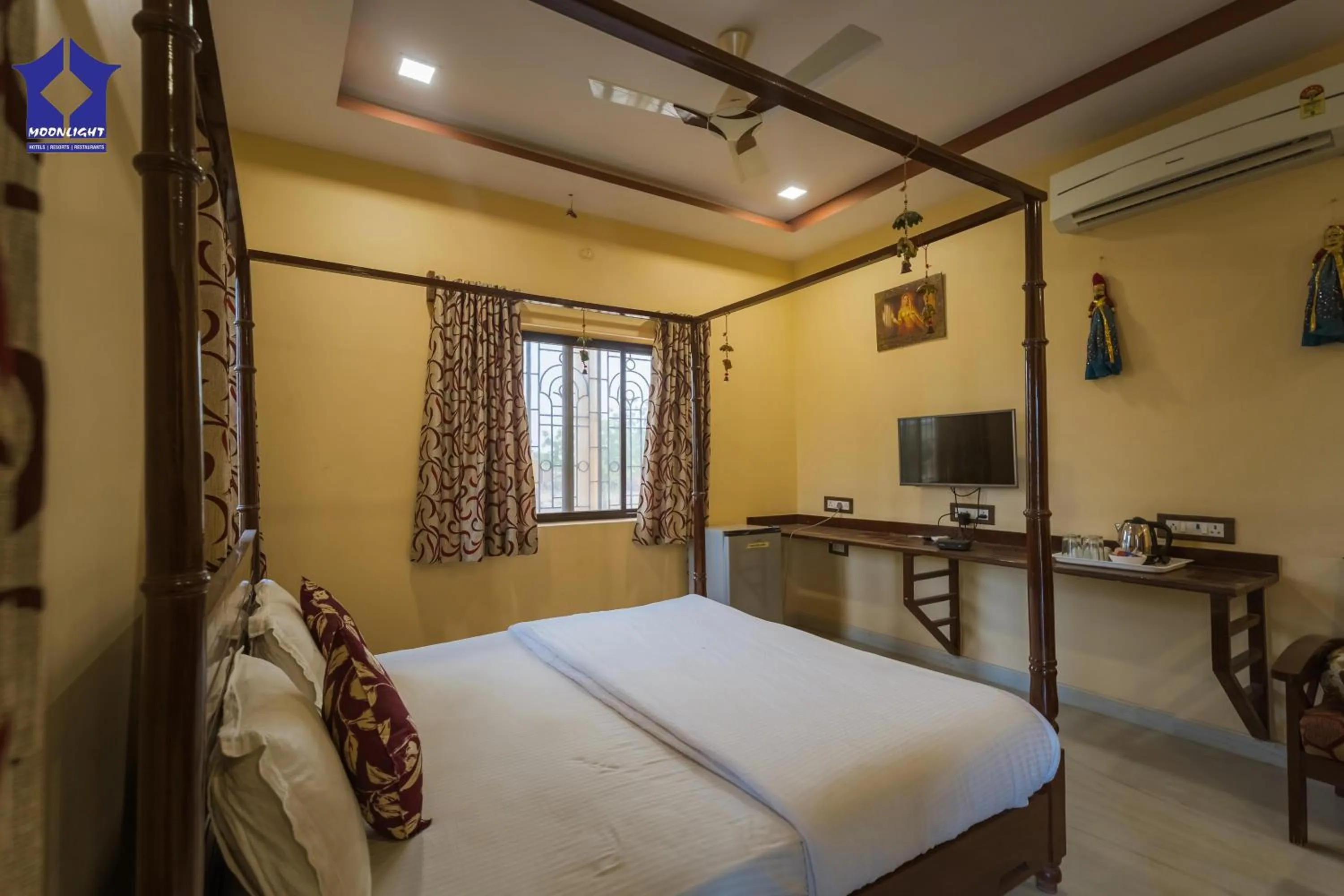 Bed in Moonlight Nature Resort & Swimming Pool