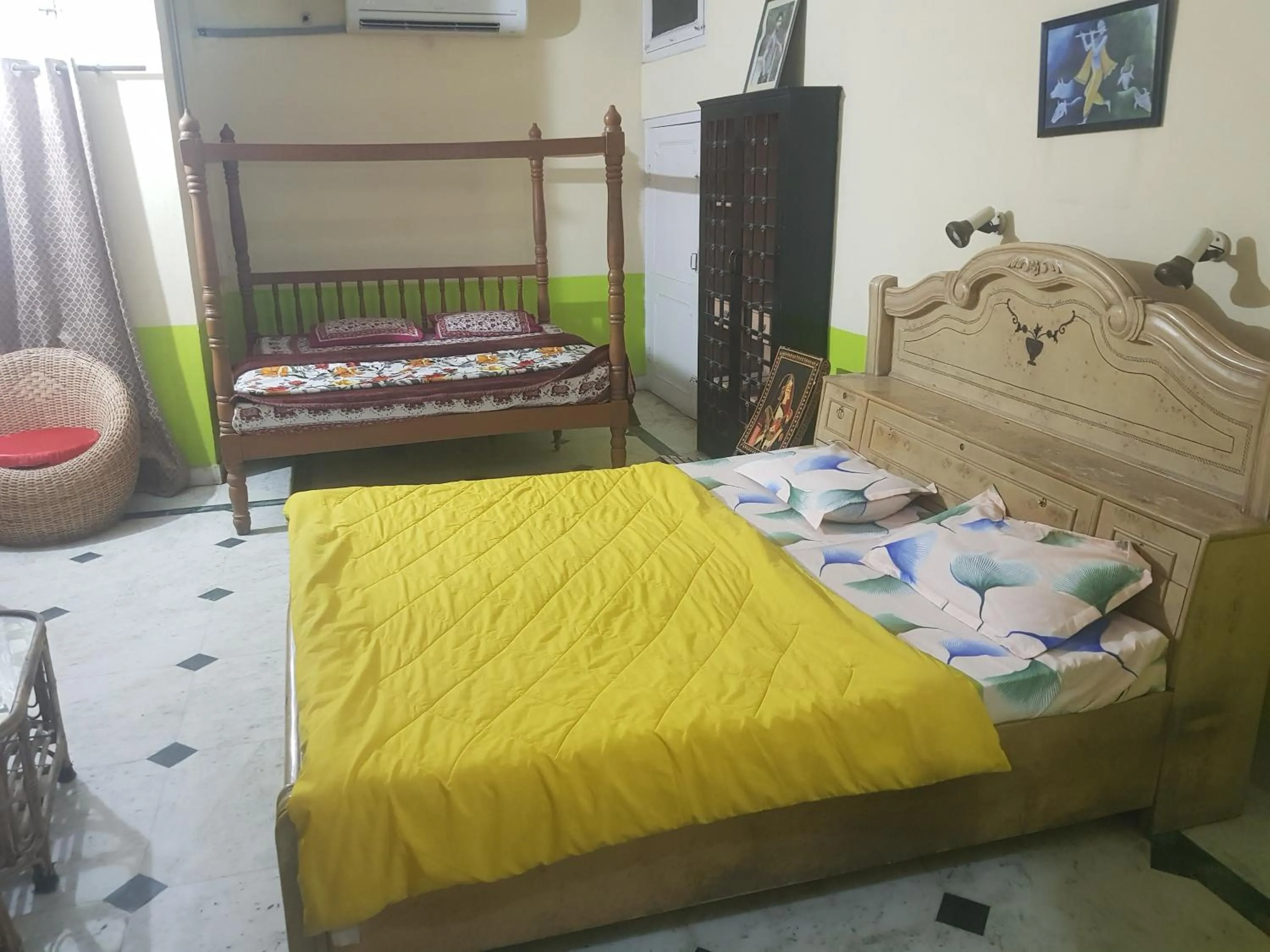 Budget Twin Room in Sureli Haveli