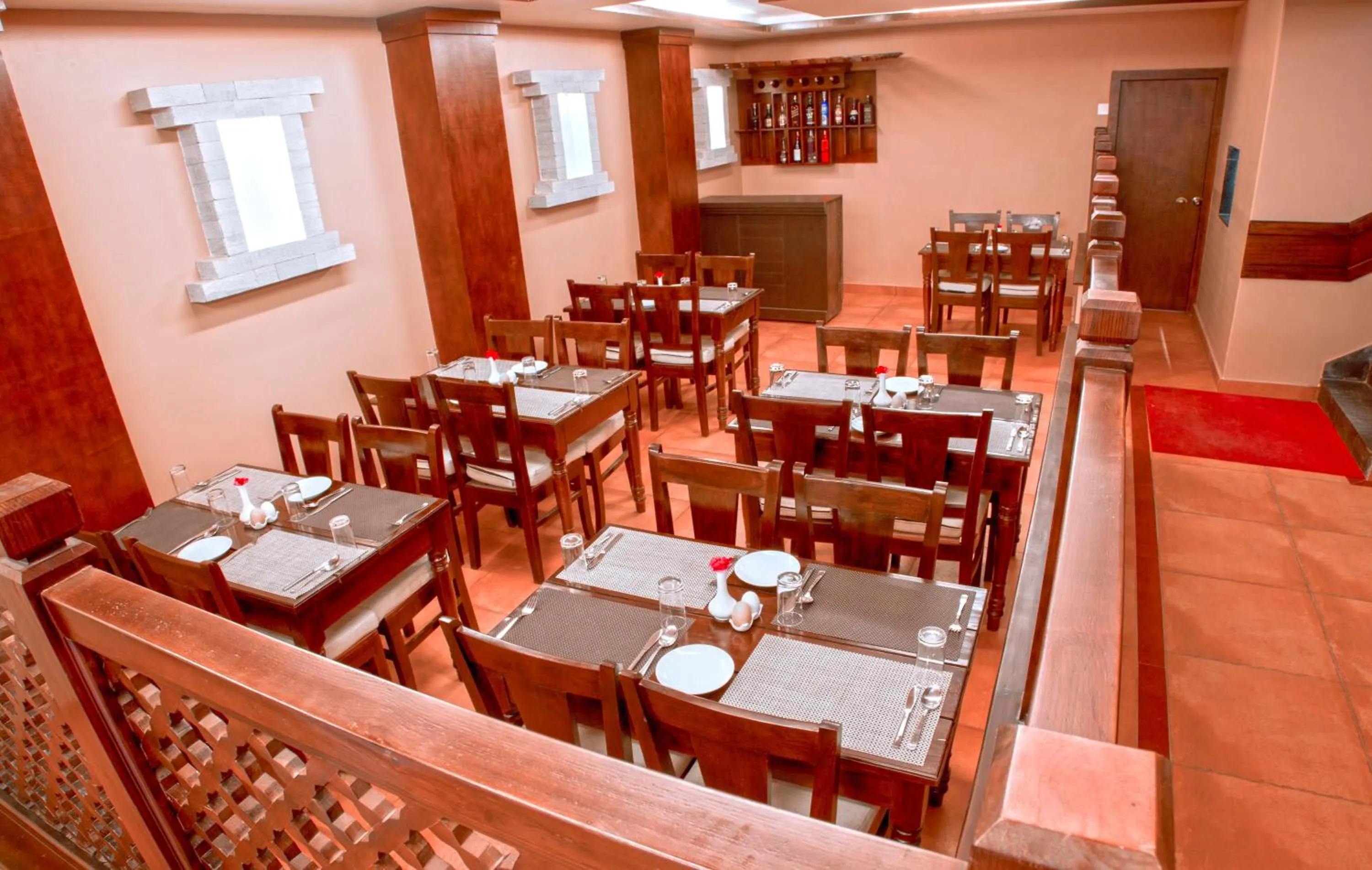 Restaurant/places to eat in Hotel City Park