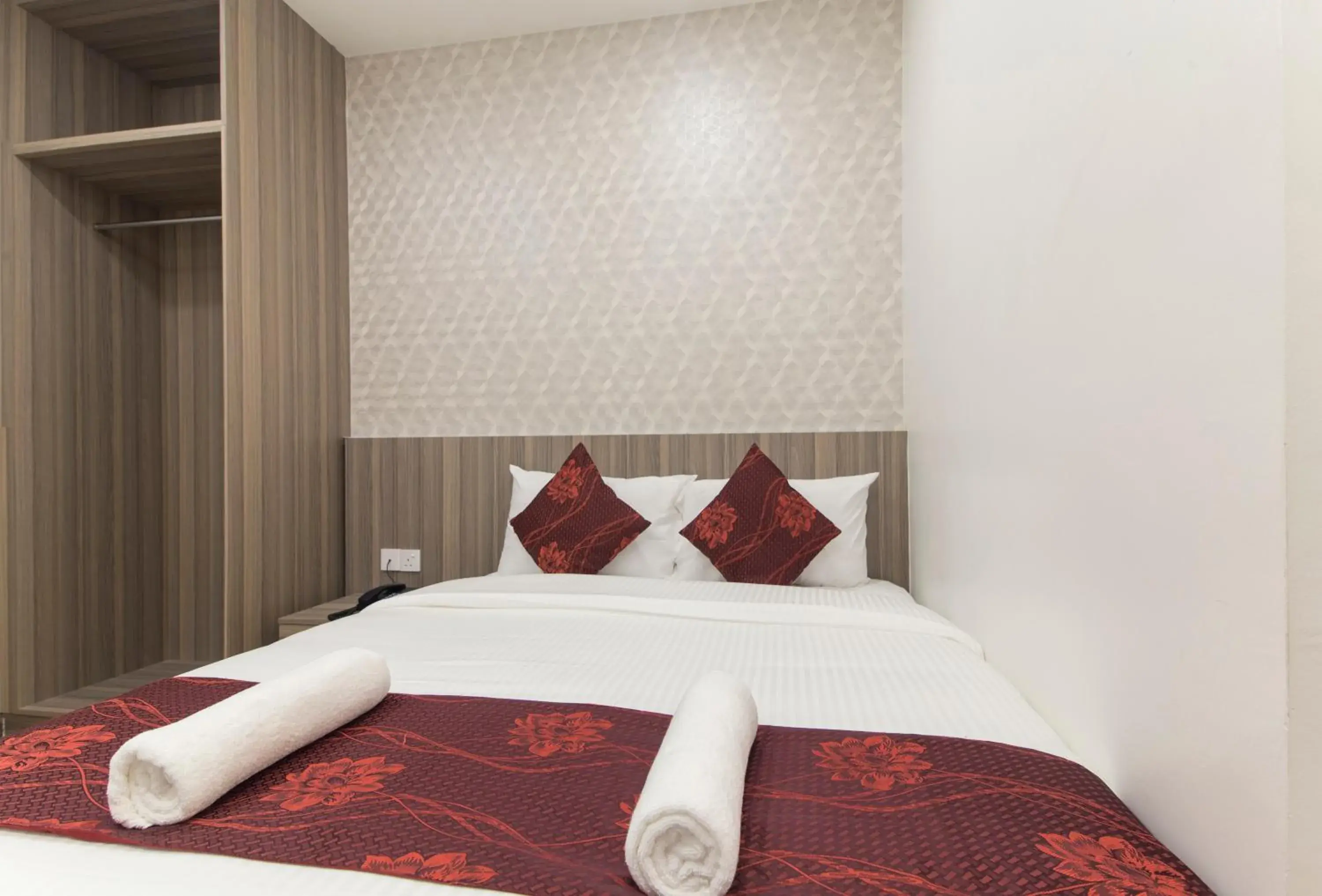 Superior Queen Room in Signature International Hotel China Town Superior Queen Room in Signature International Hotel China Town