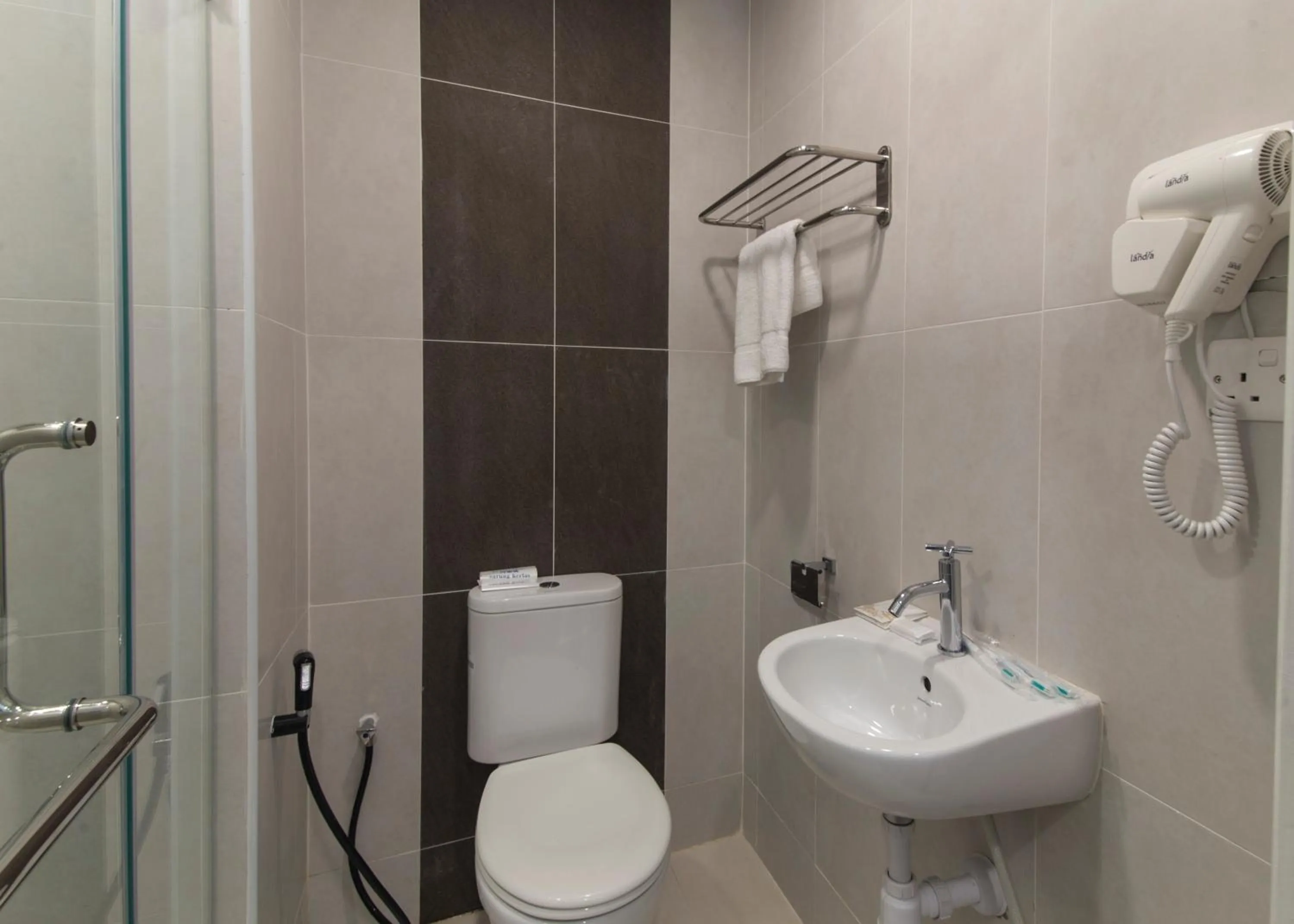 Bathroom in Signature International Hotel China Town