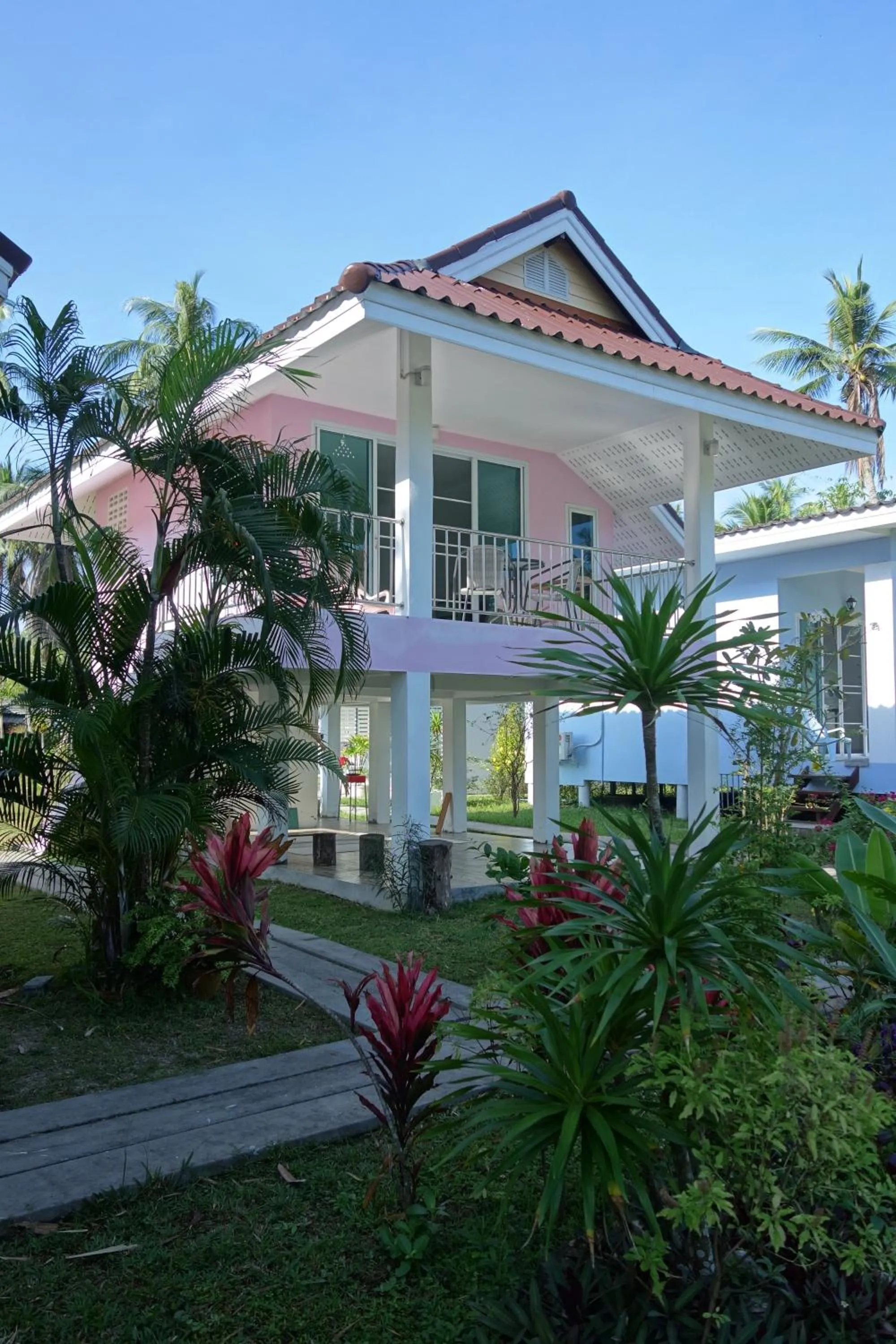 Property building in Mook Ing Lay