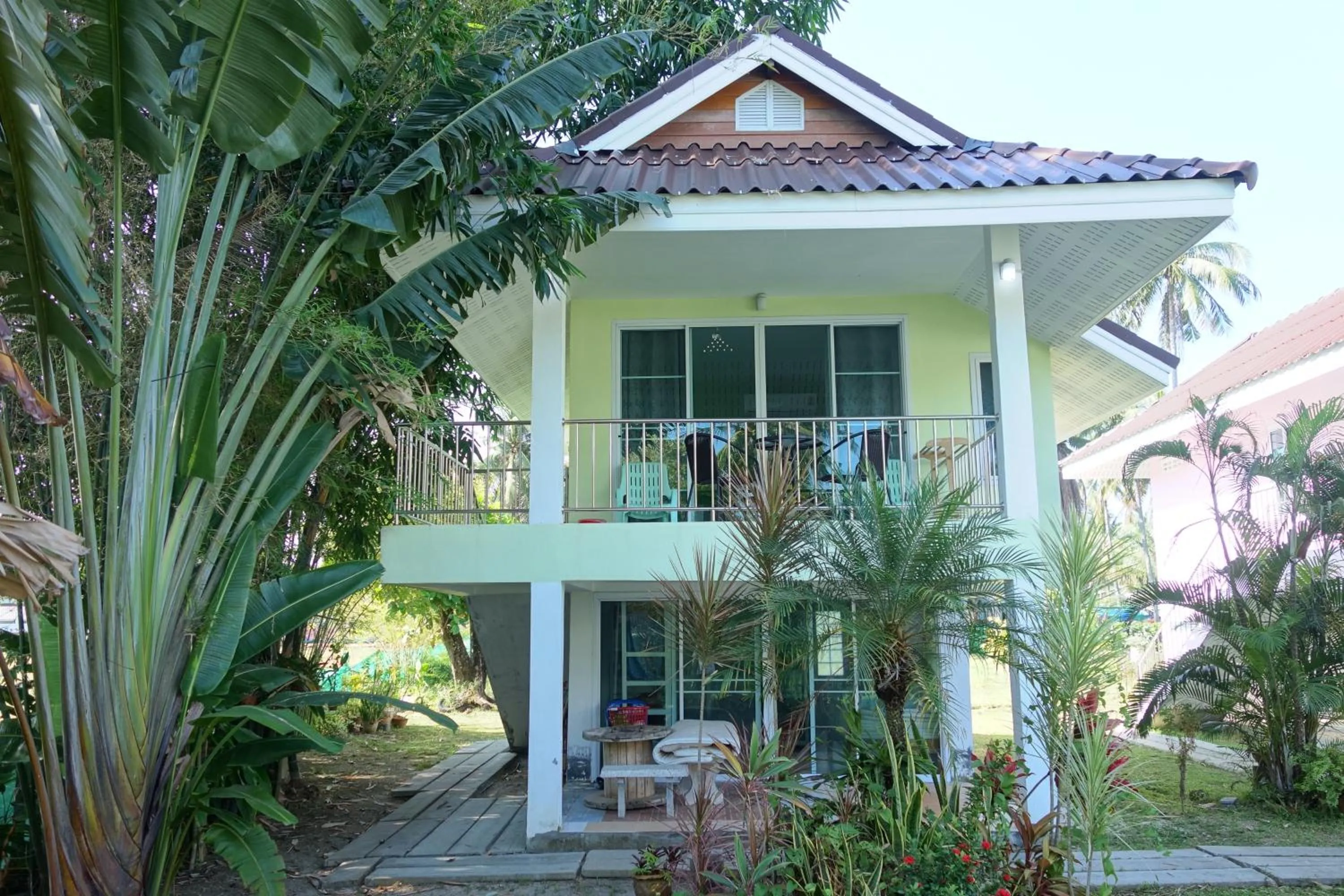 Property building in Mook Ing Lay