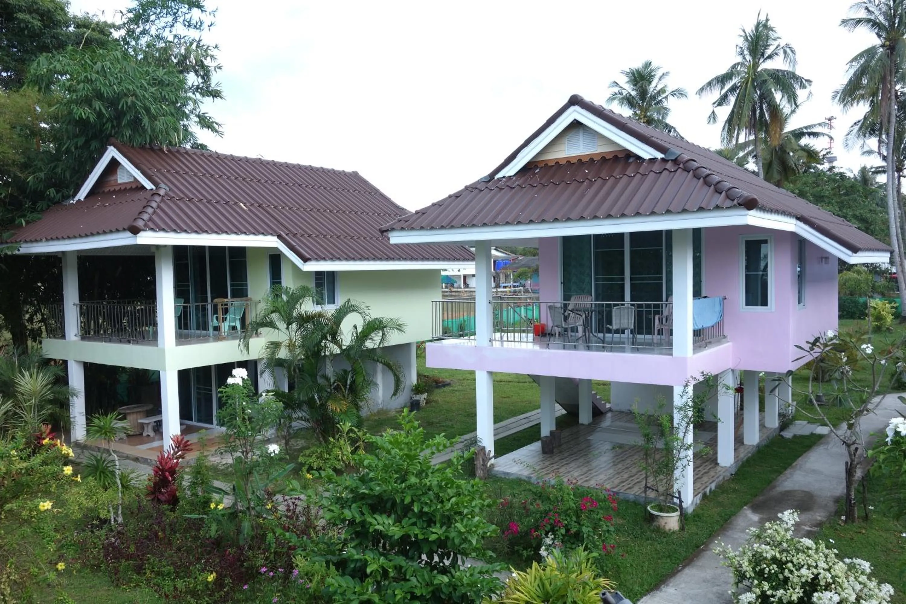 Property building in Mook Ing Lay