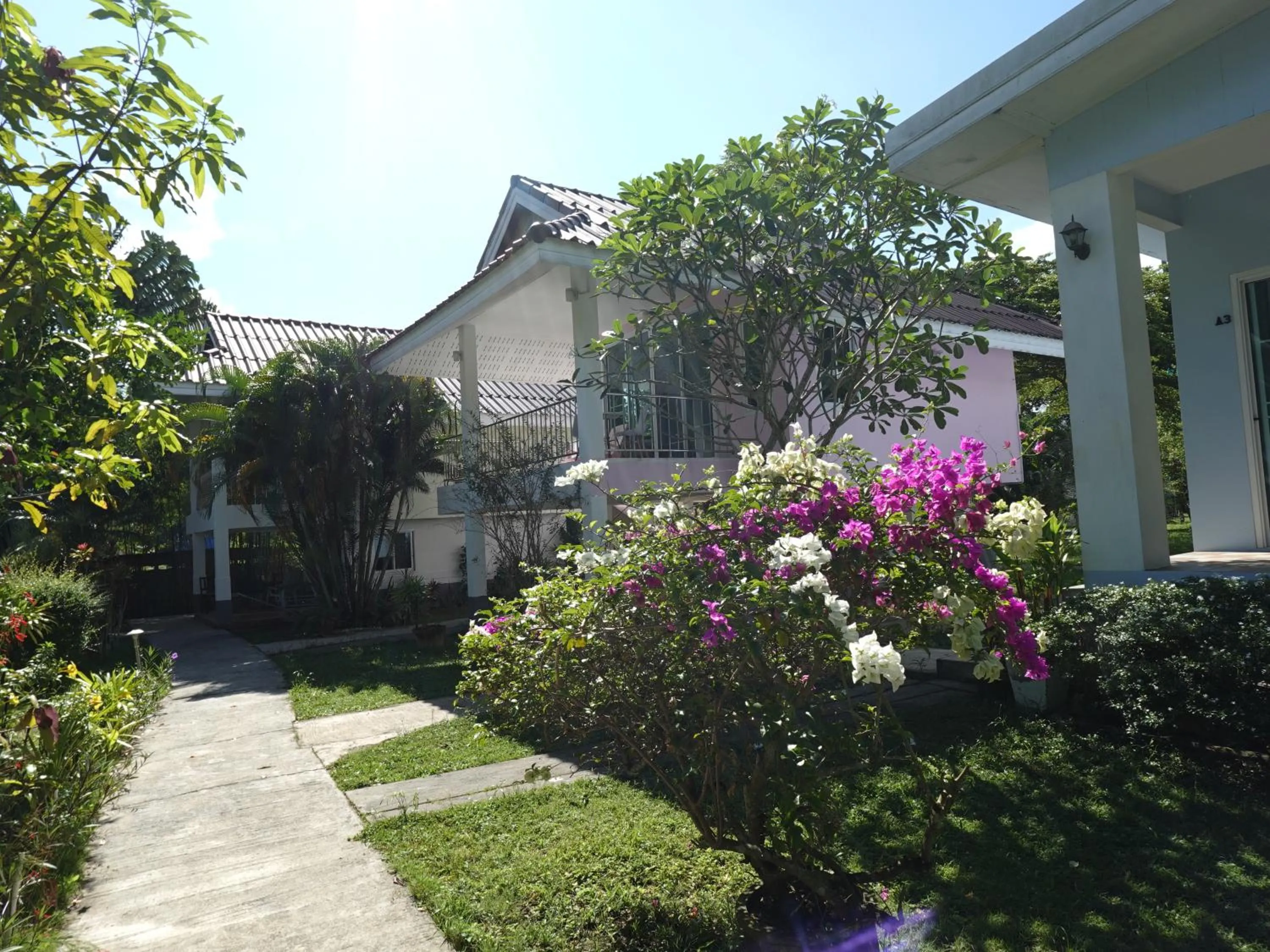 Property building in Mook Ing Lay