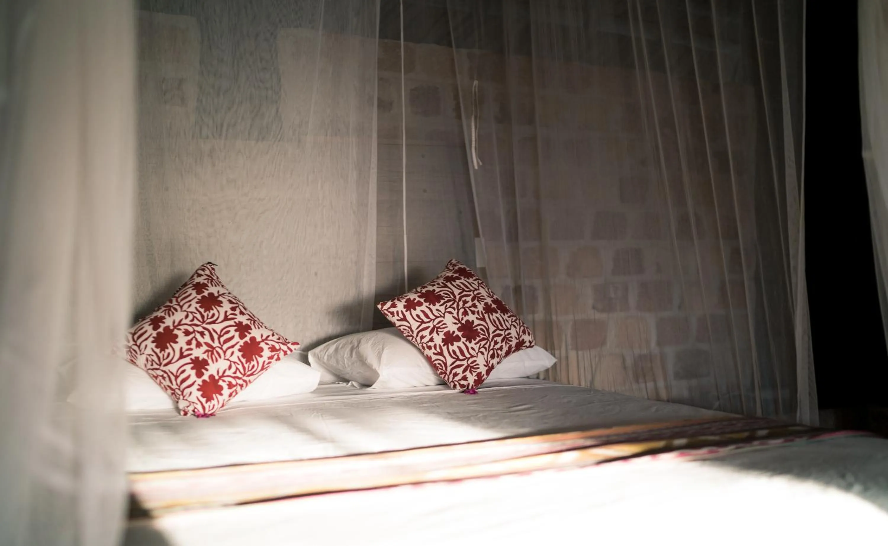 Bed in Utopia Rote Lodge