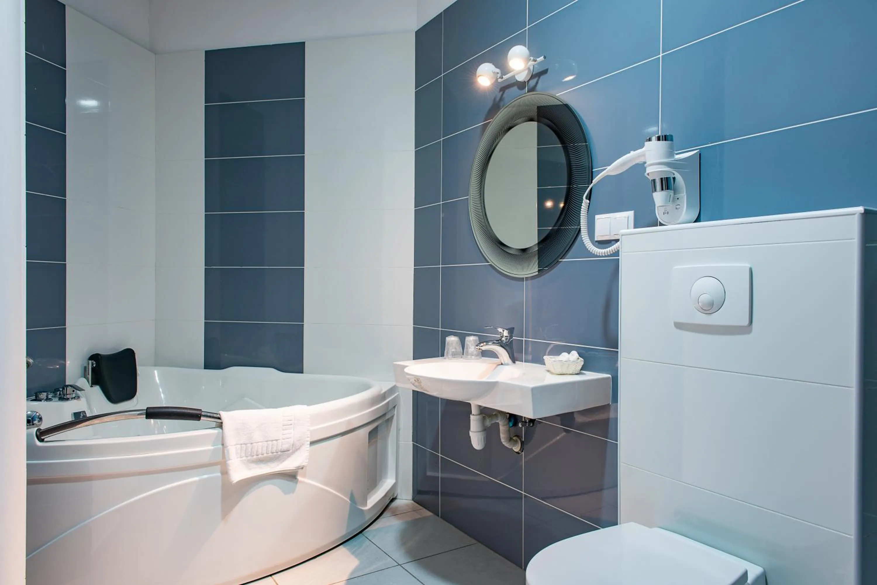 Toilet in Hotel Rozdroże Nieborów