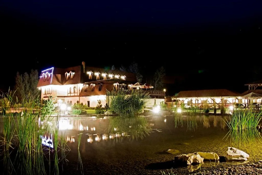 Natural landscape in Hotel Rozdroże Nieborów