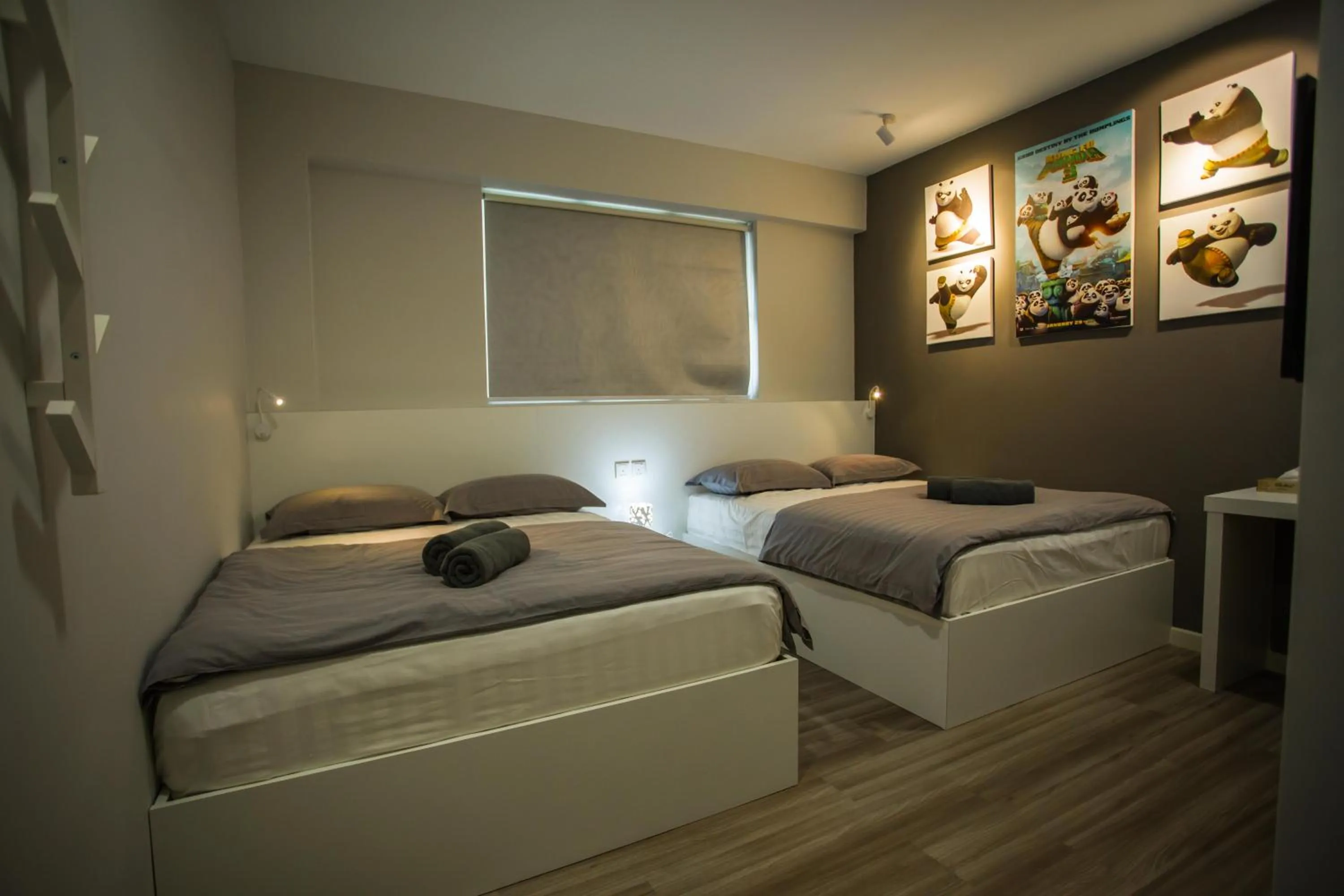 Bed in Hollywood Hotel