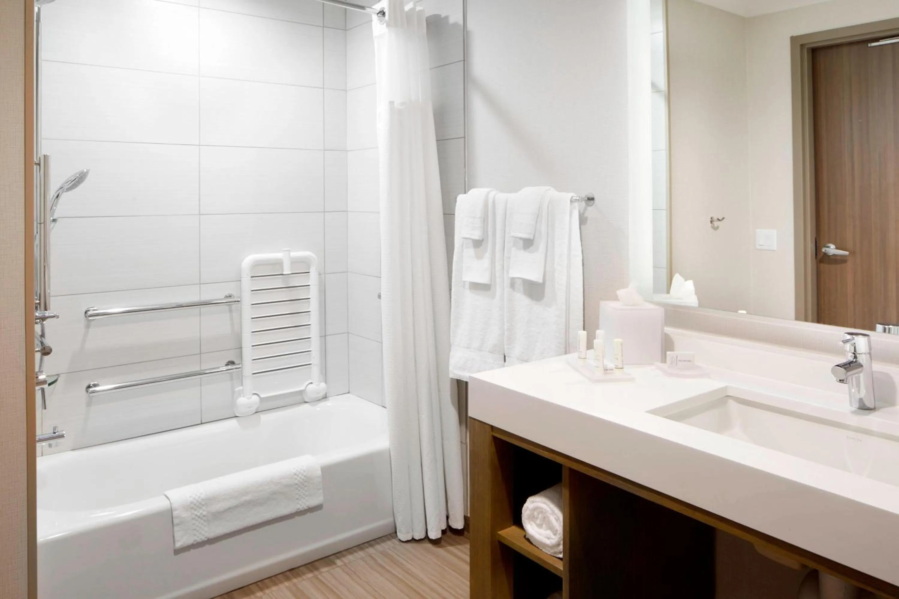 Bathroom in Courtyard Charlotte Fort Mill, SC