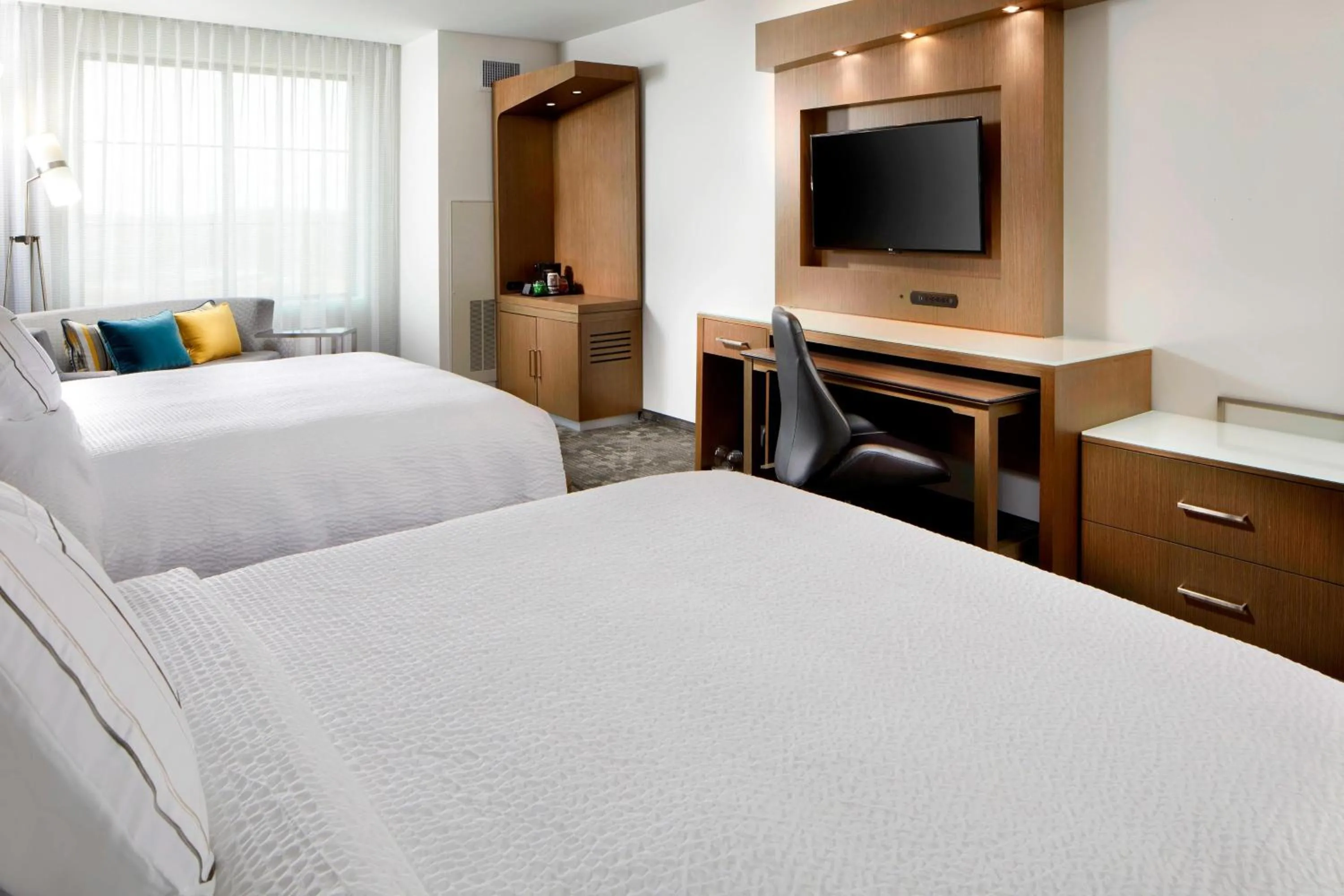 Photo of the whole room, Bed in Courtyard Charlotte Fort Mill, SC