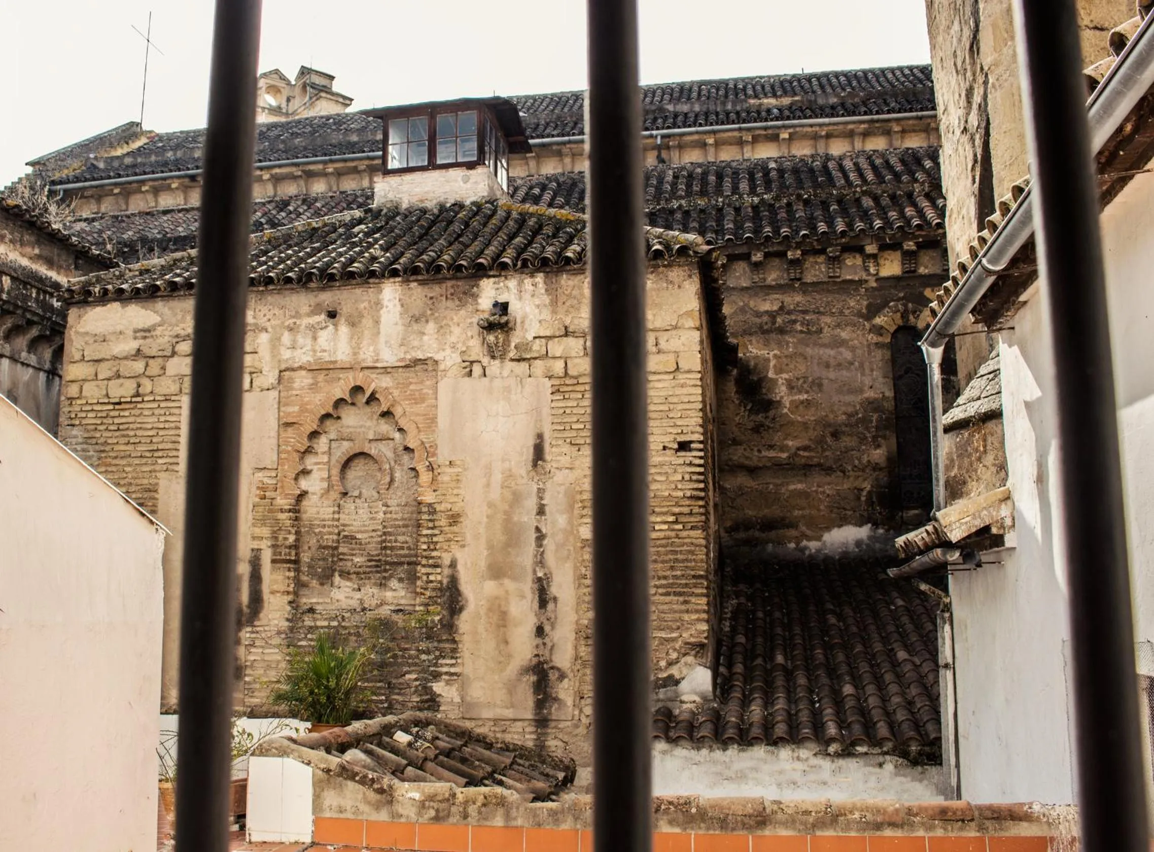 Landmark view in San Pablo Rooms