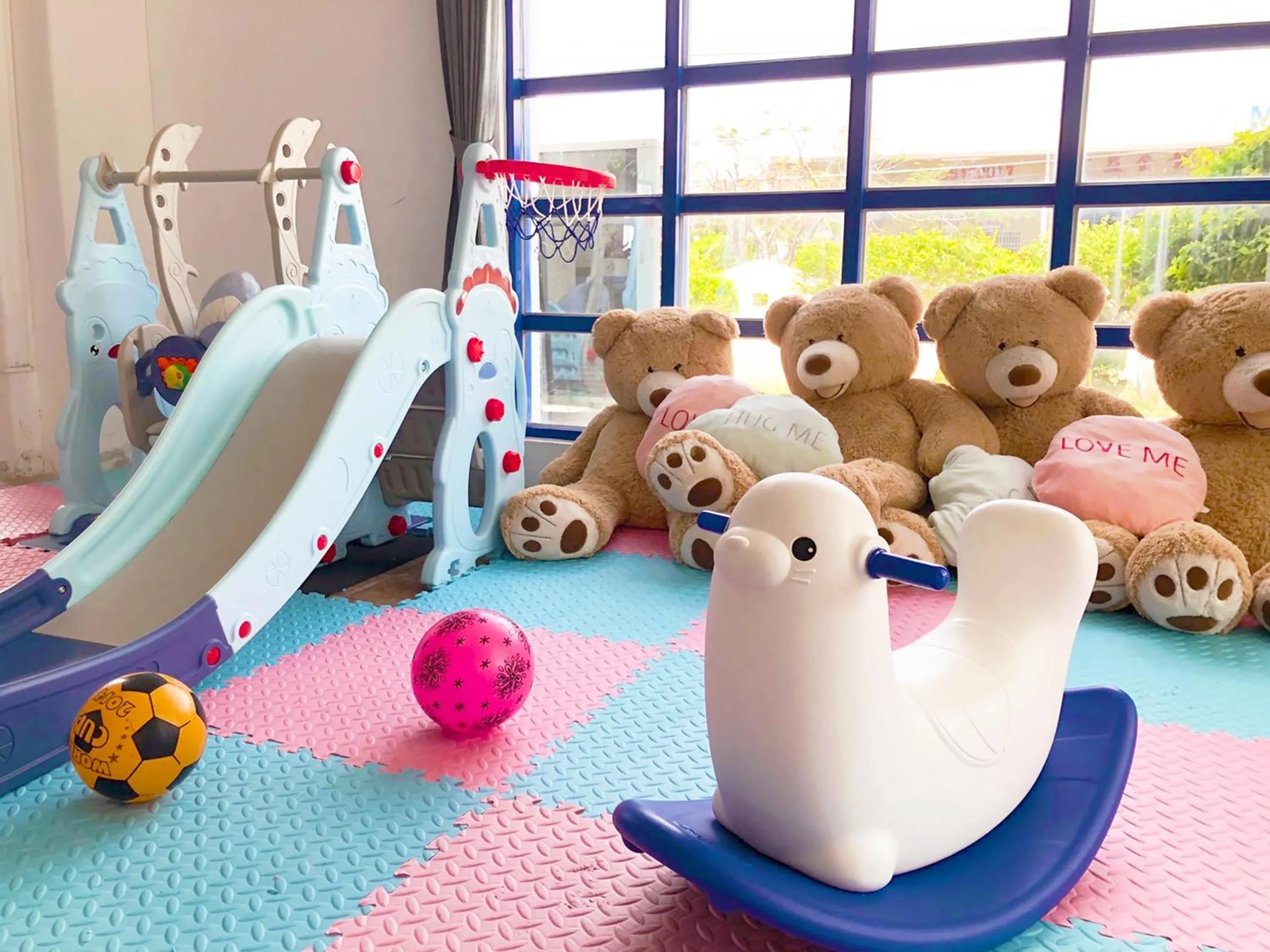 On site in Cest La Vie Villa