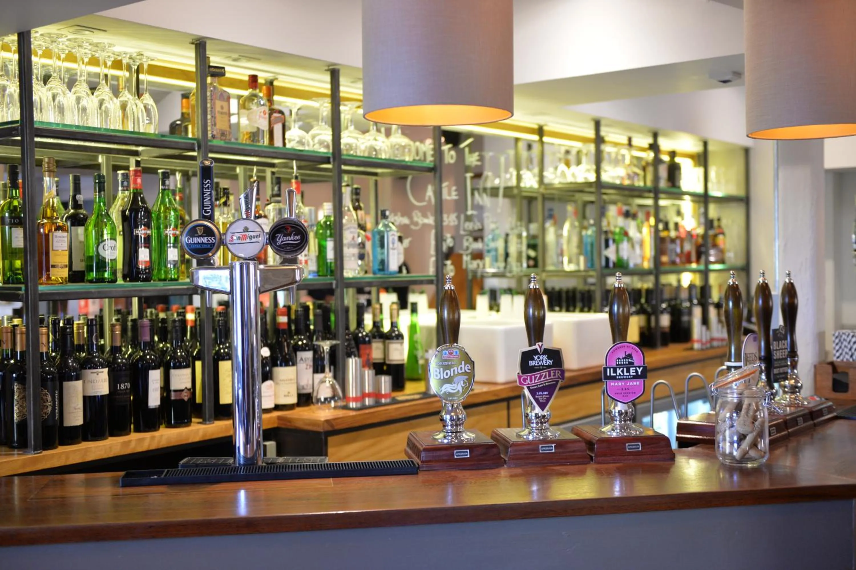 Lounge or bar in The Castle Inn