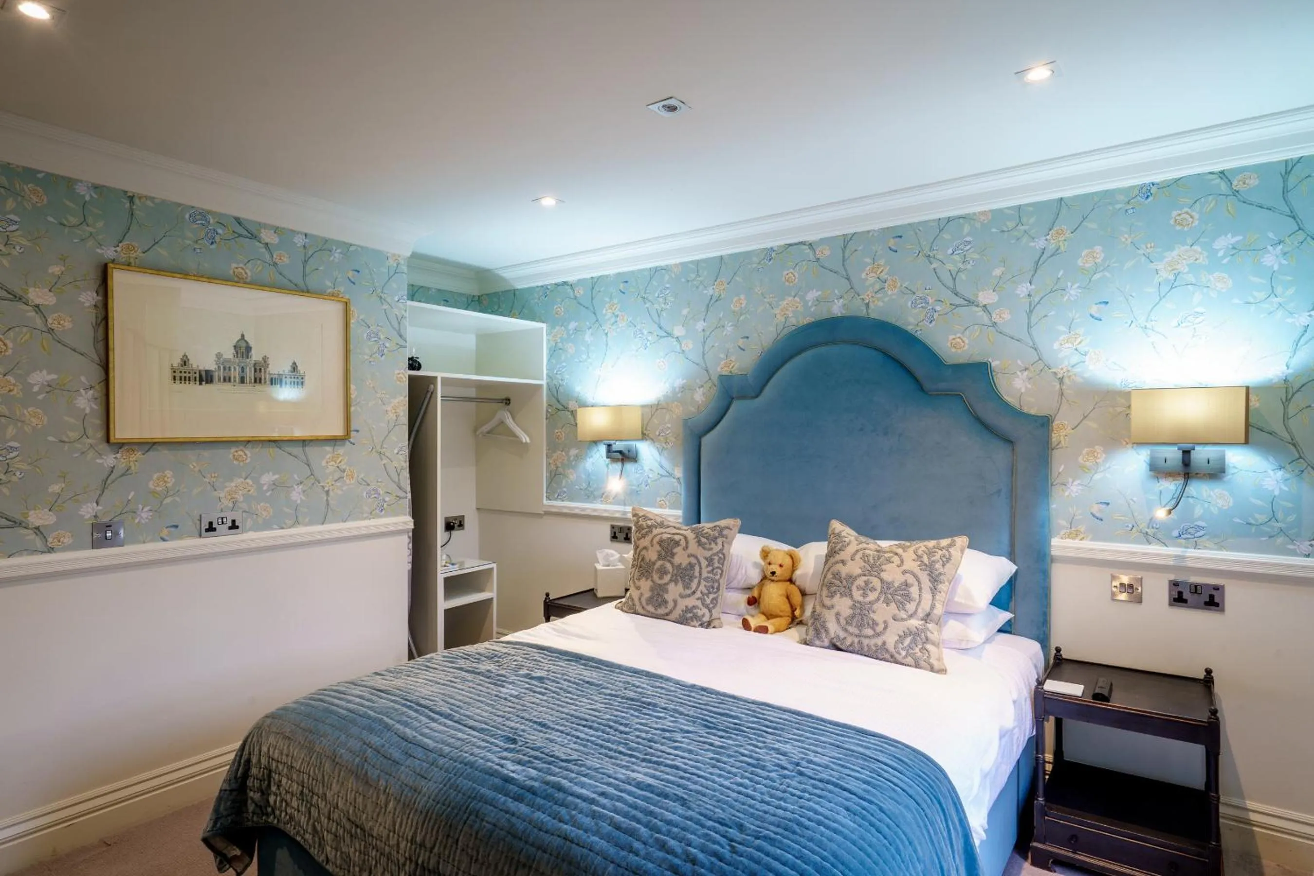 Bed in The Castle Inn