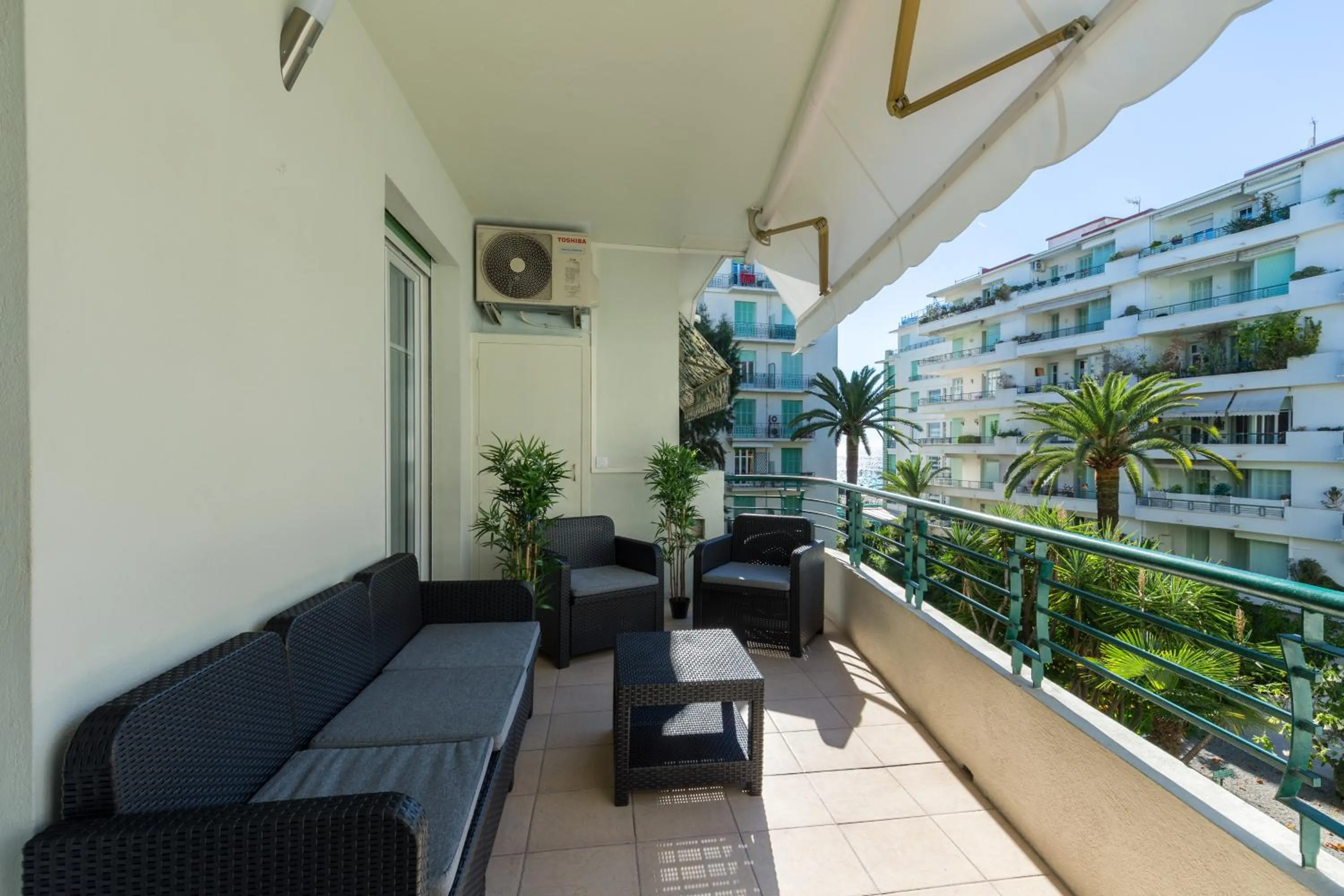 Patio in Nice Beach - Promenade Des Anglais