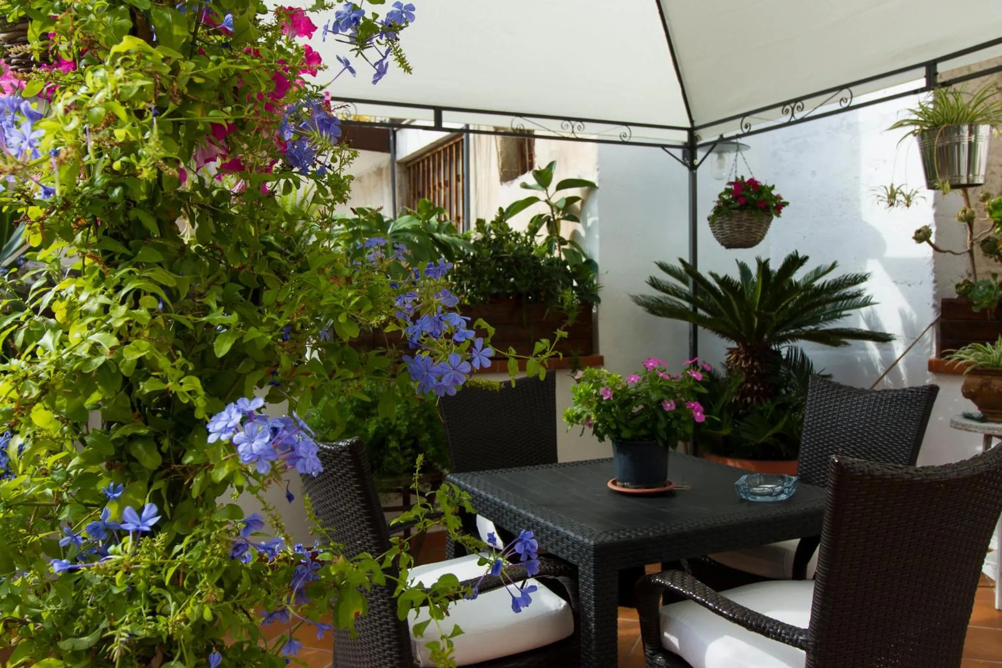 Patio in B&B Il Melograno Taranto