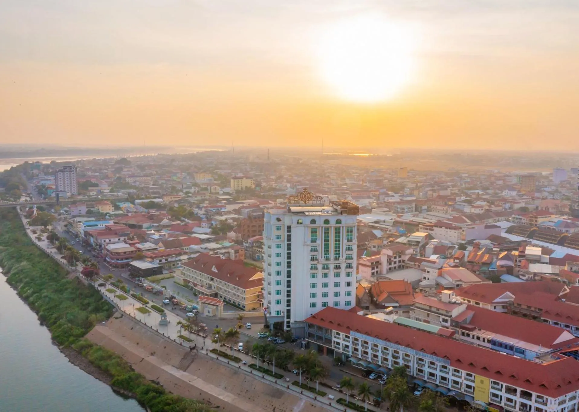 City view in Lbn Asian Hotel