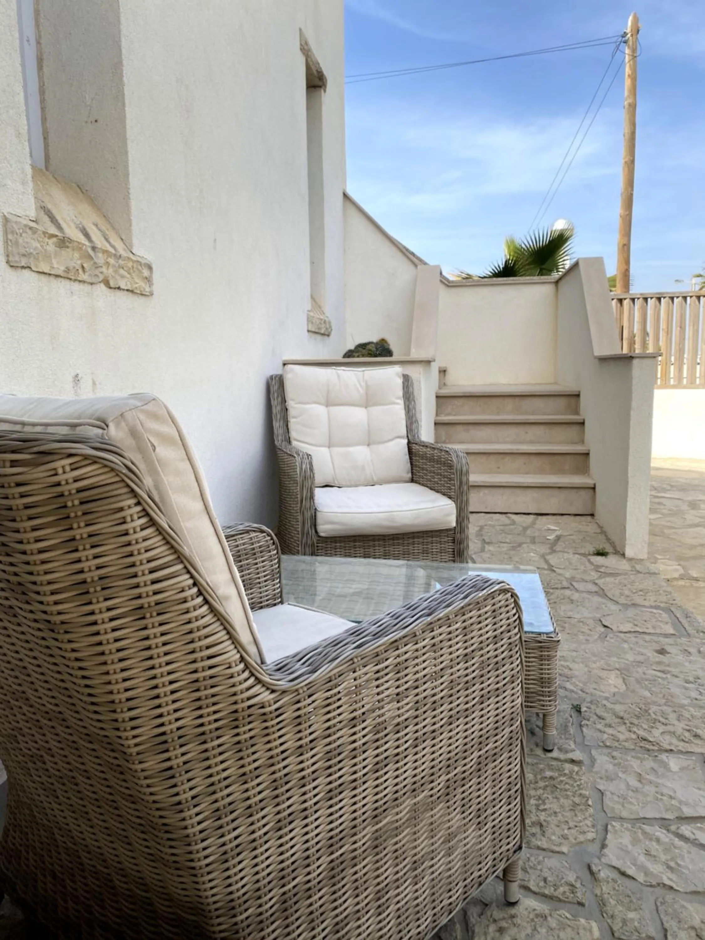 Lobby or reception in Golden Beach Guest House & Rooftop Bar