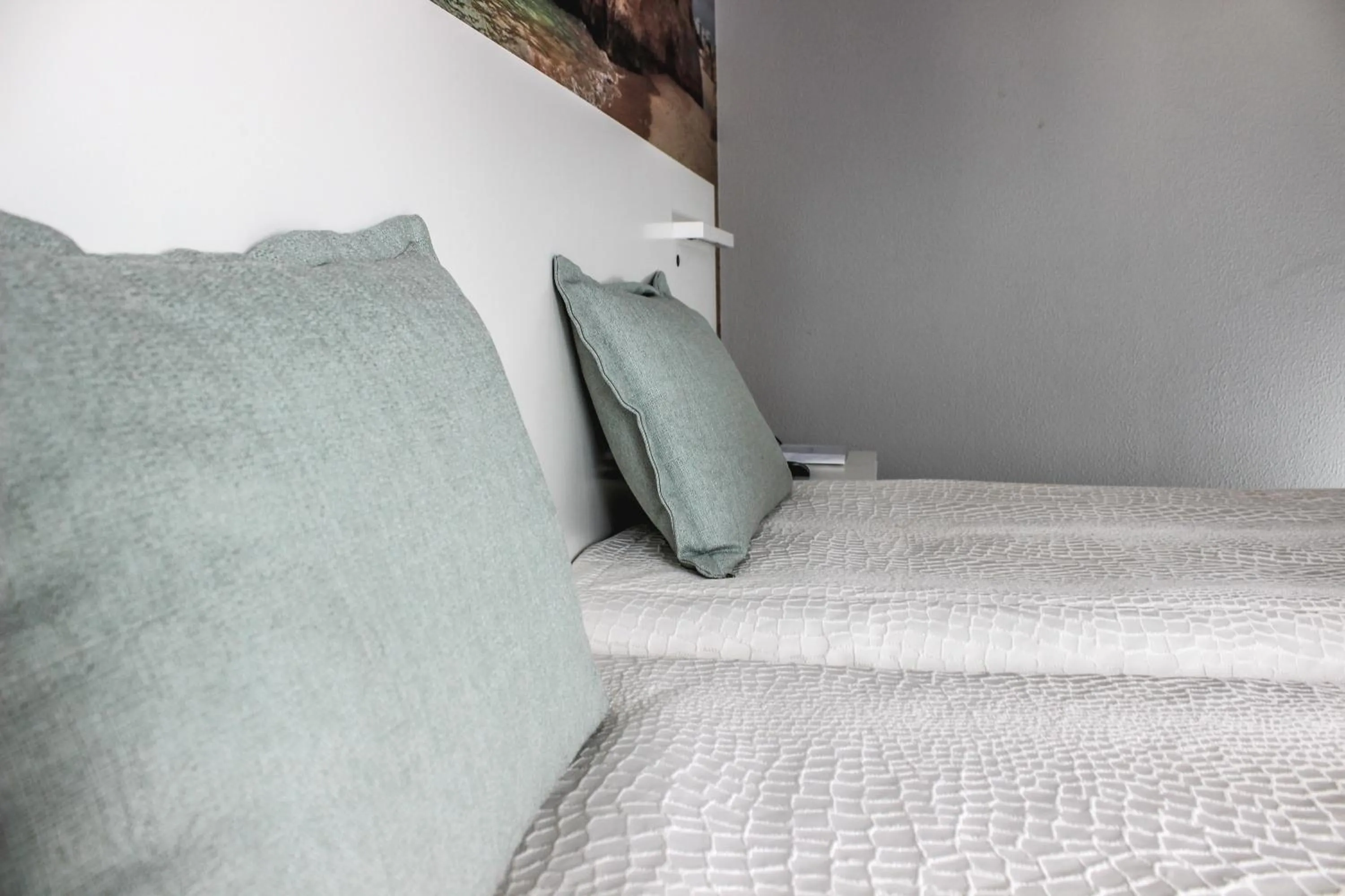 Bedroom, Bed in Golden Beach Guest House & Rooftop Bar