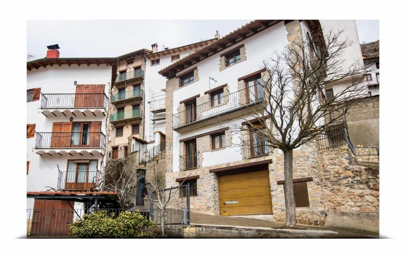 Apartamentos El Pajar Alcala de la Selva