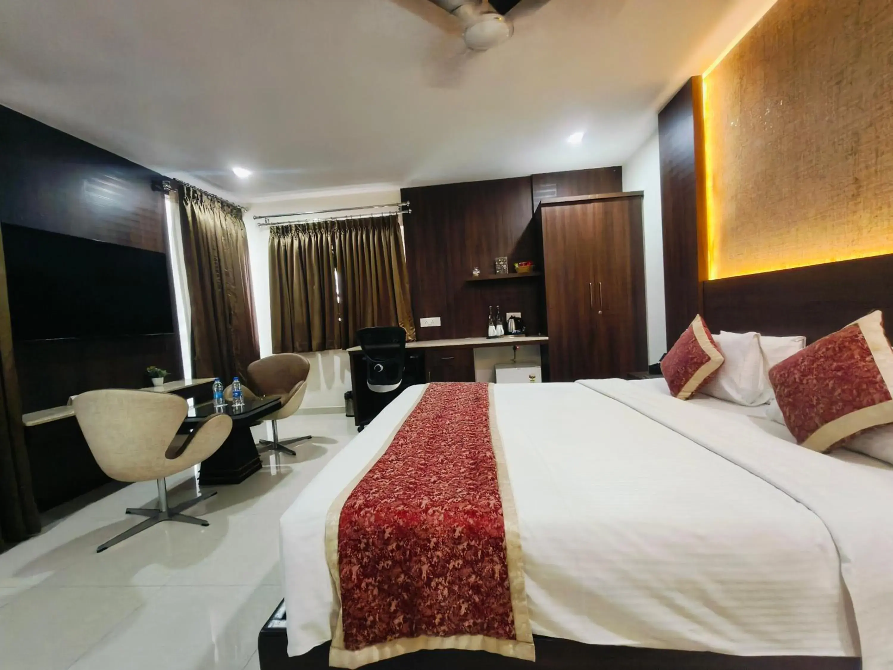Premier Room - single occupancy in Holiday Residency Coimbatore Premier Room - single occupancy in Holiday Residency Coimbatore