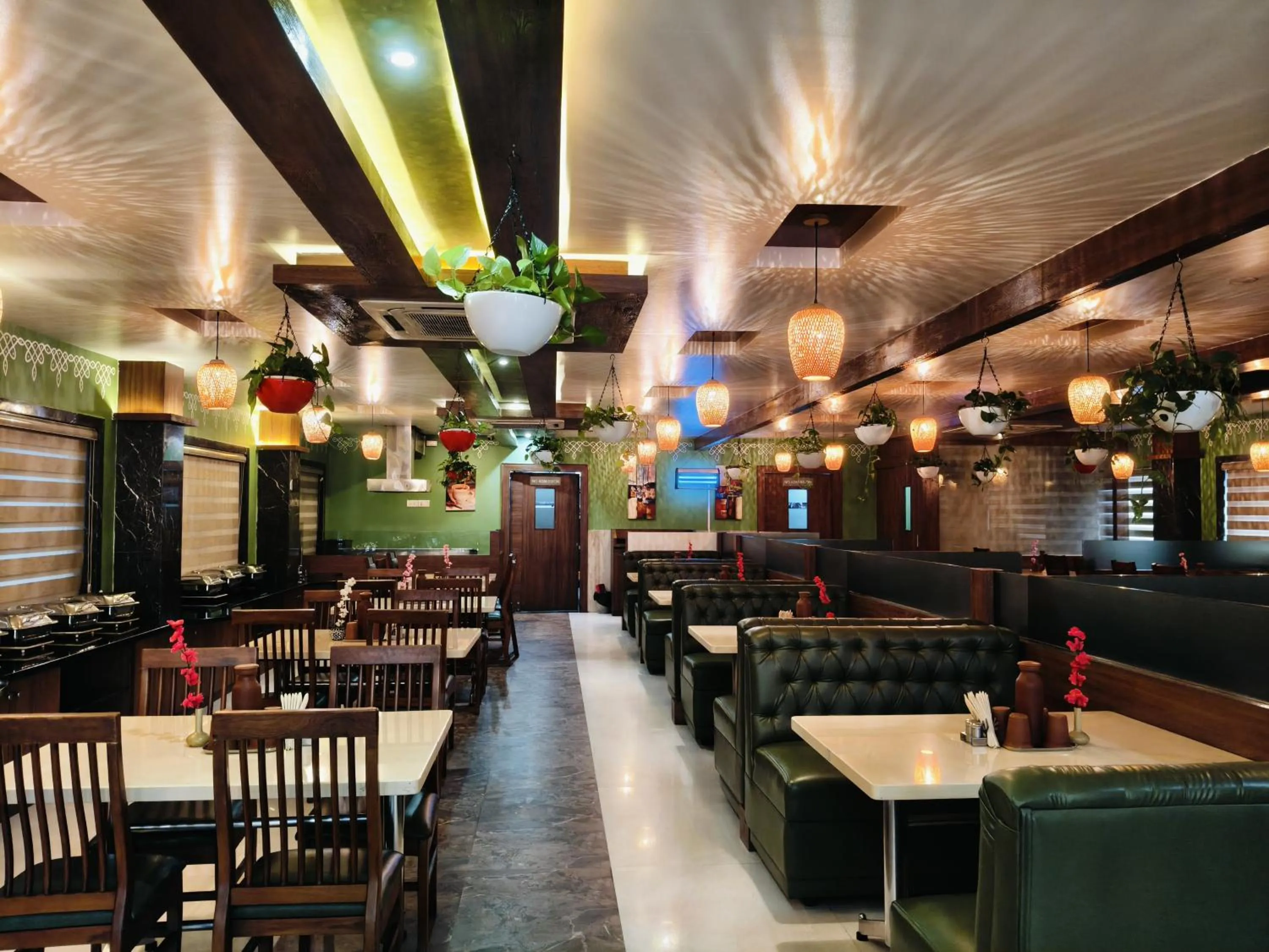 Restaurant/places to eat in Holiday Residency Coimbatore