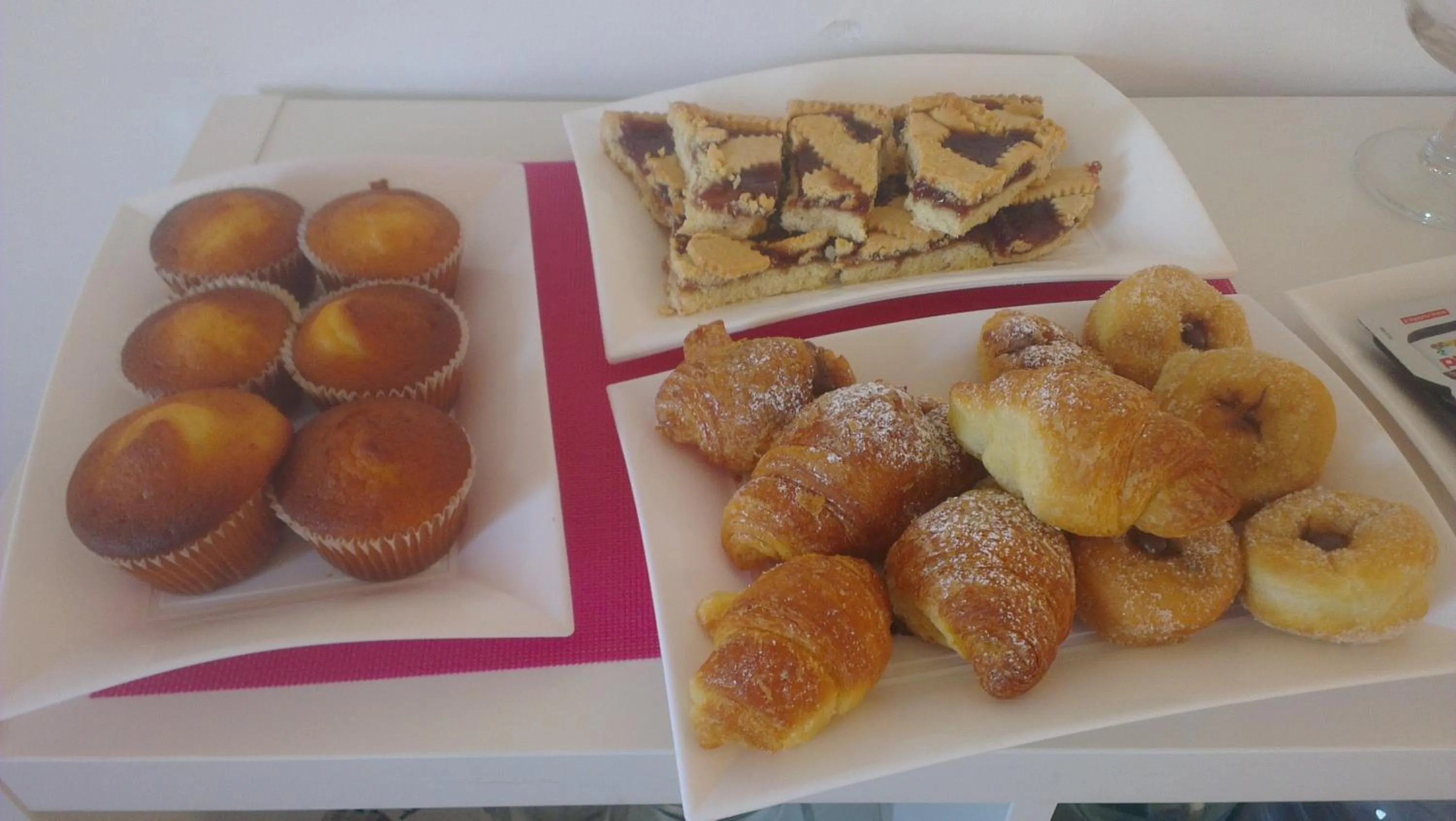 Food and drinks in Sweet Suite Margherita