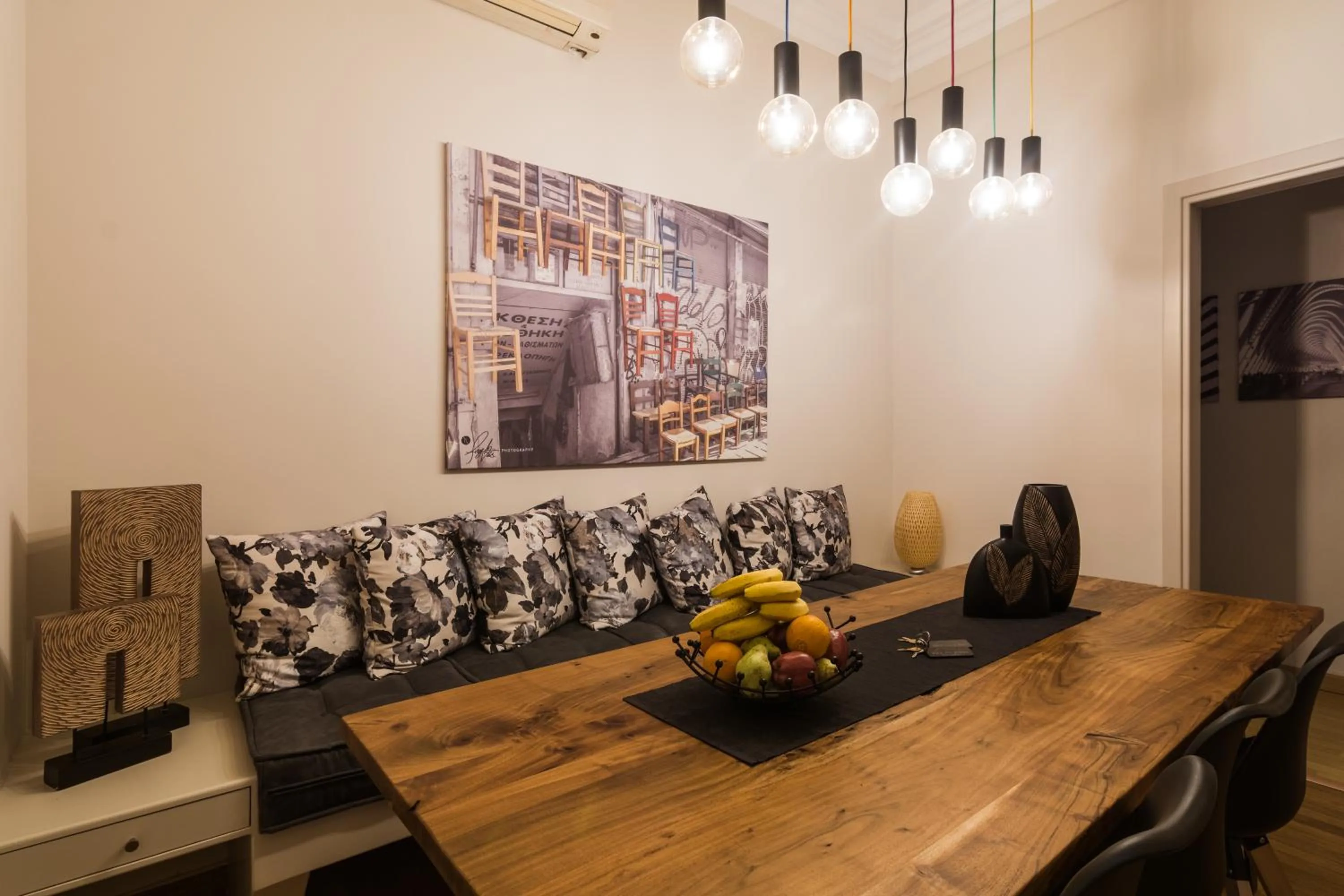 Photo of the whole room in Acropolis Exclusive Residences