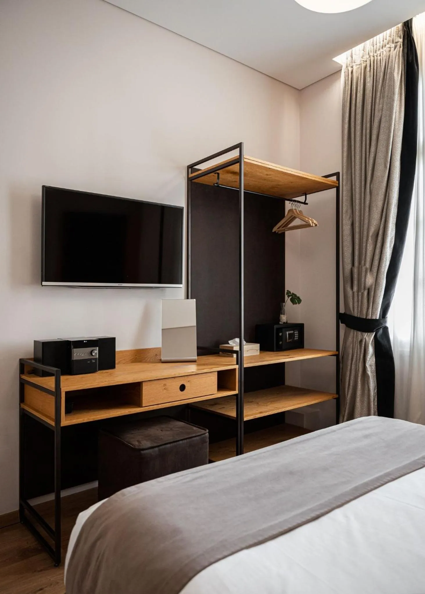Bedroom, Bed in Acropolis Exclusive Residences