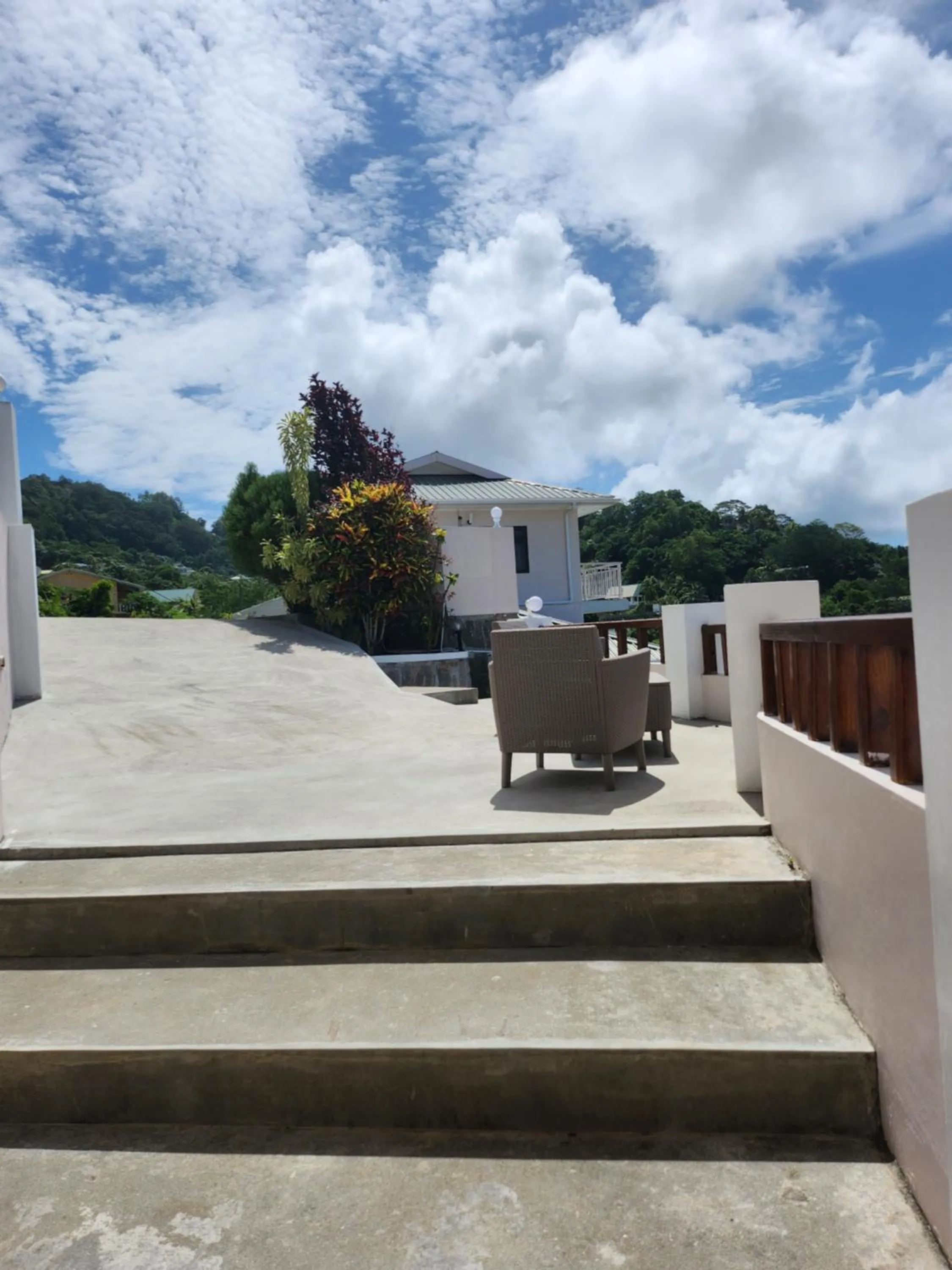 Property building in Maison L'Horizon