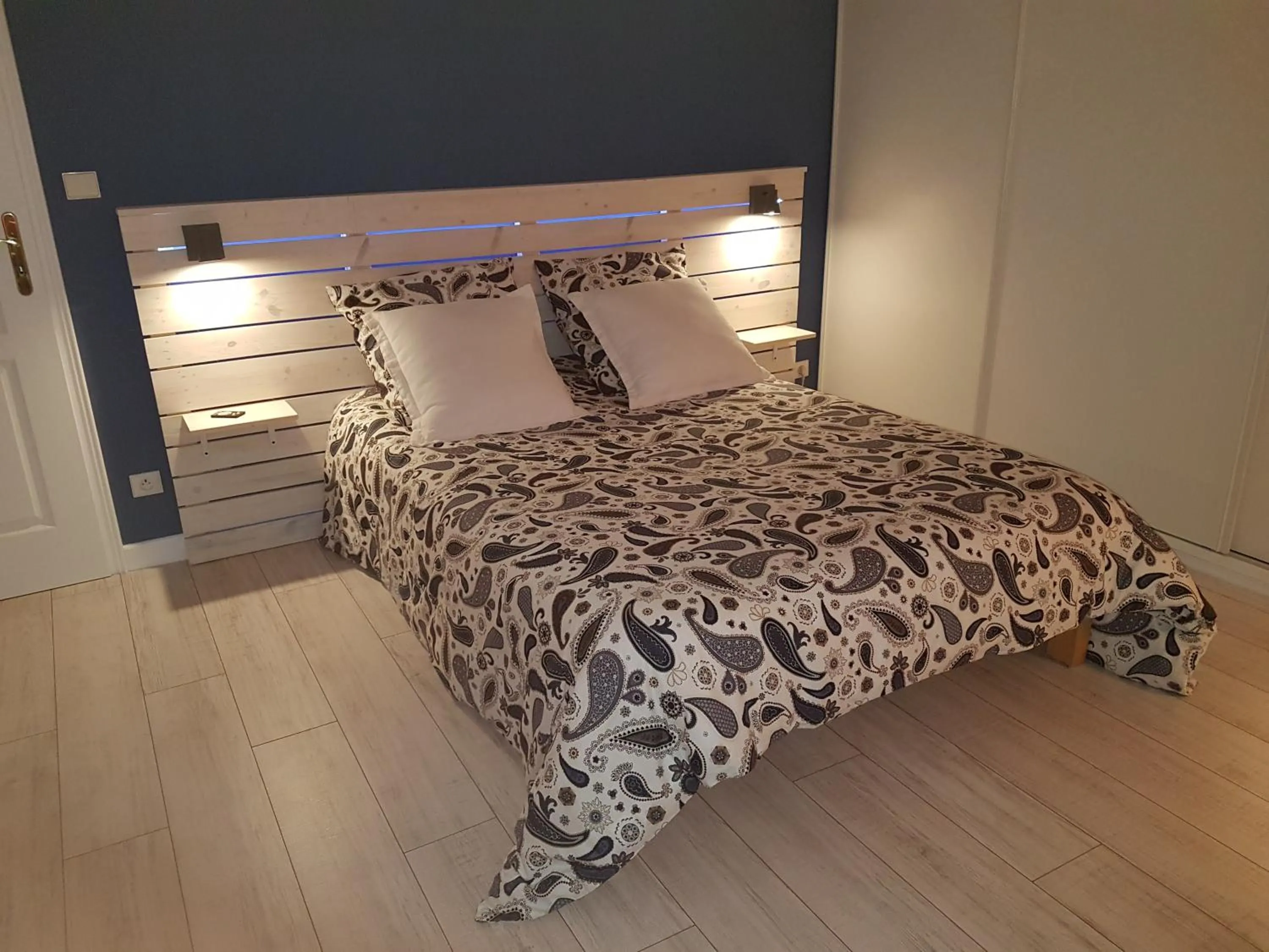 Bed in La Clémencerie Chambre d'hôtes