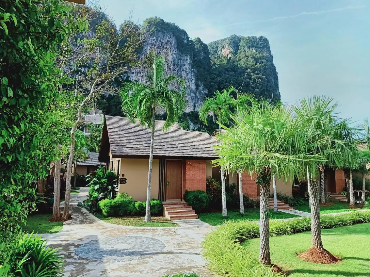 Property building in Aonang Hill Krabi-SHA Extra Plus