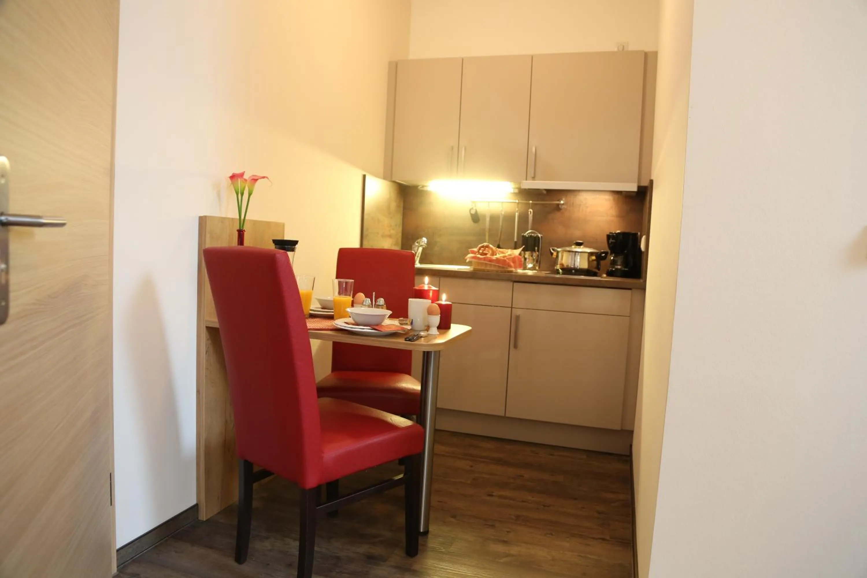 Kitchen or kitchenette in Wasmayr Hof