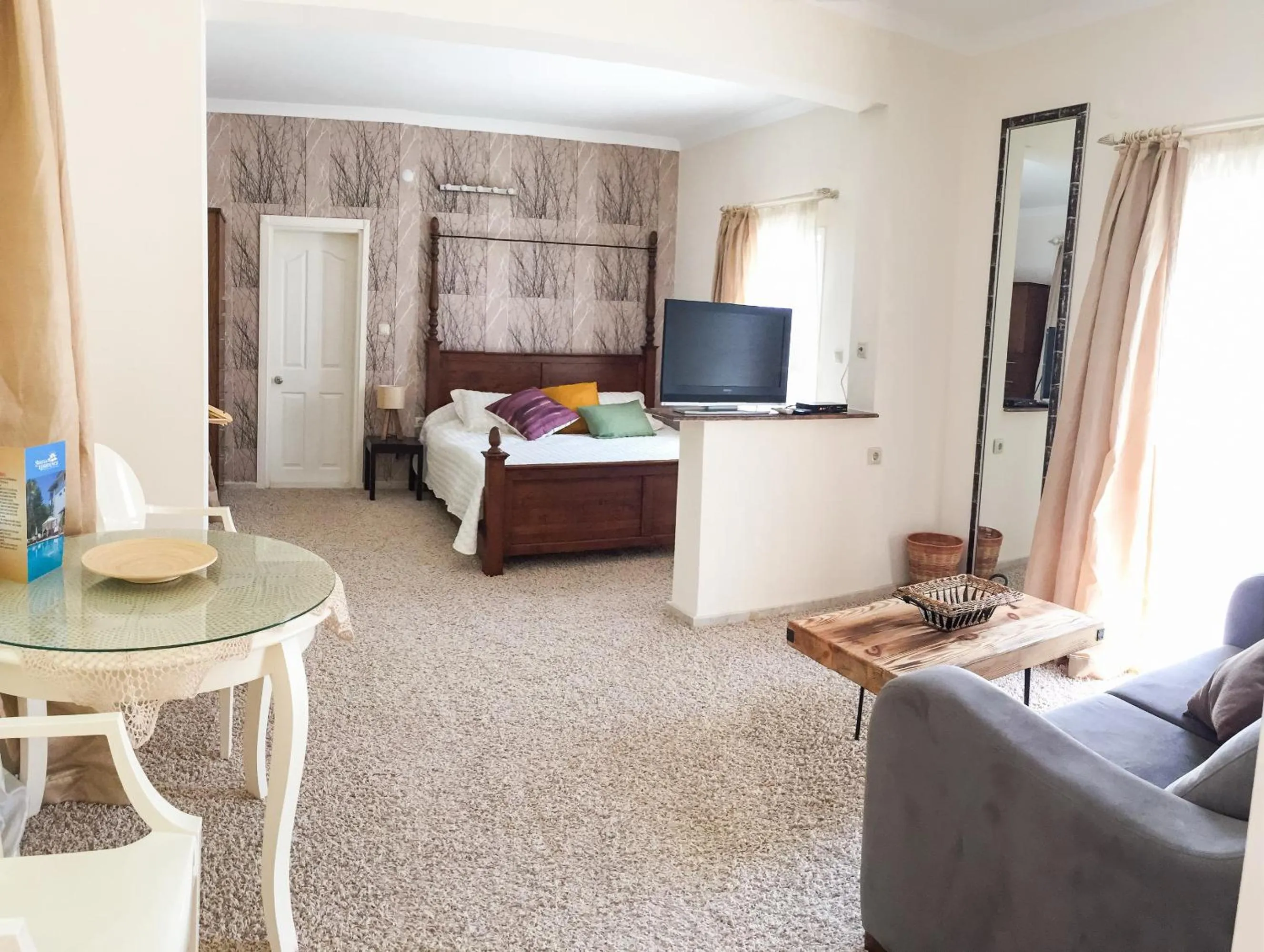 Photo of the whole room in Sofia Residence