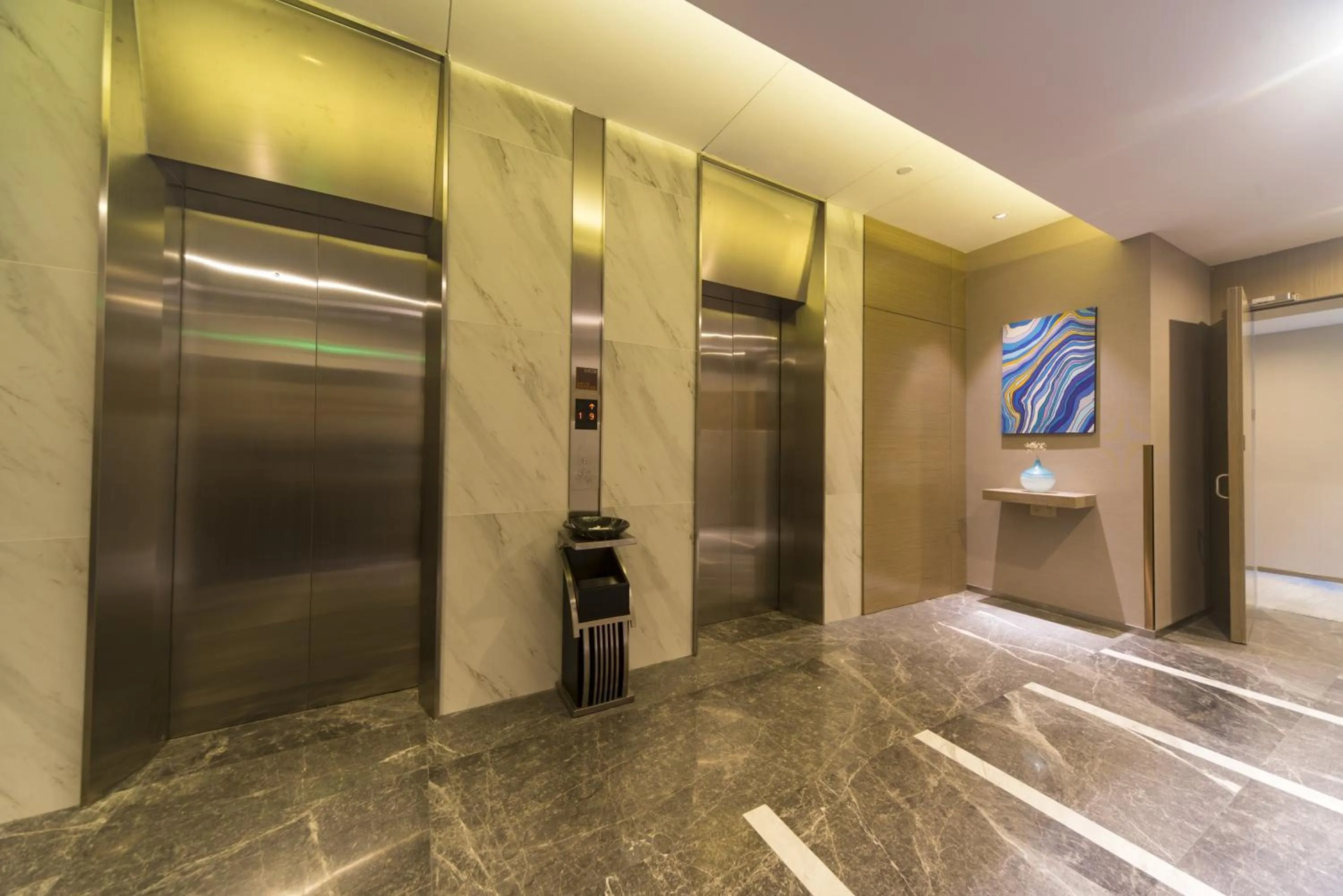 Lobby or reception in Holiday Inn Express Chengdu Jinniu by IHG