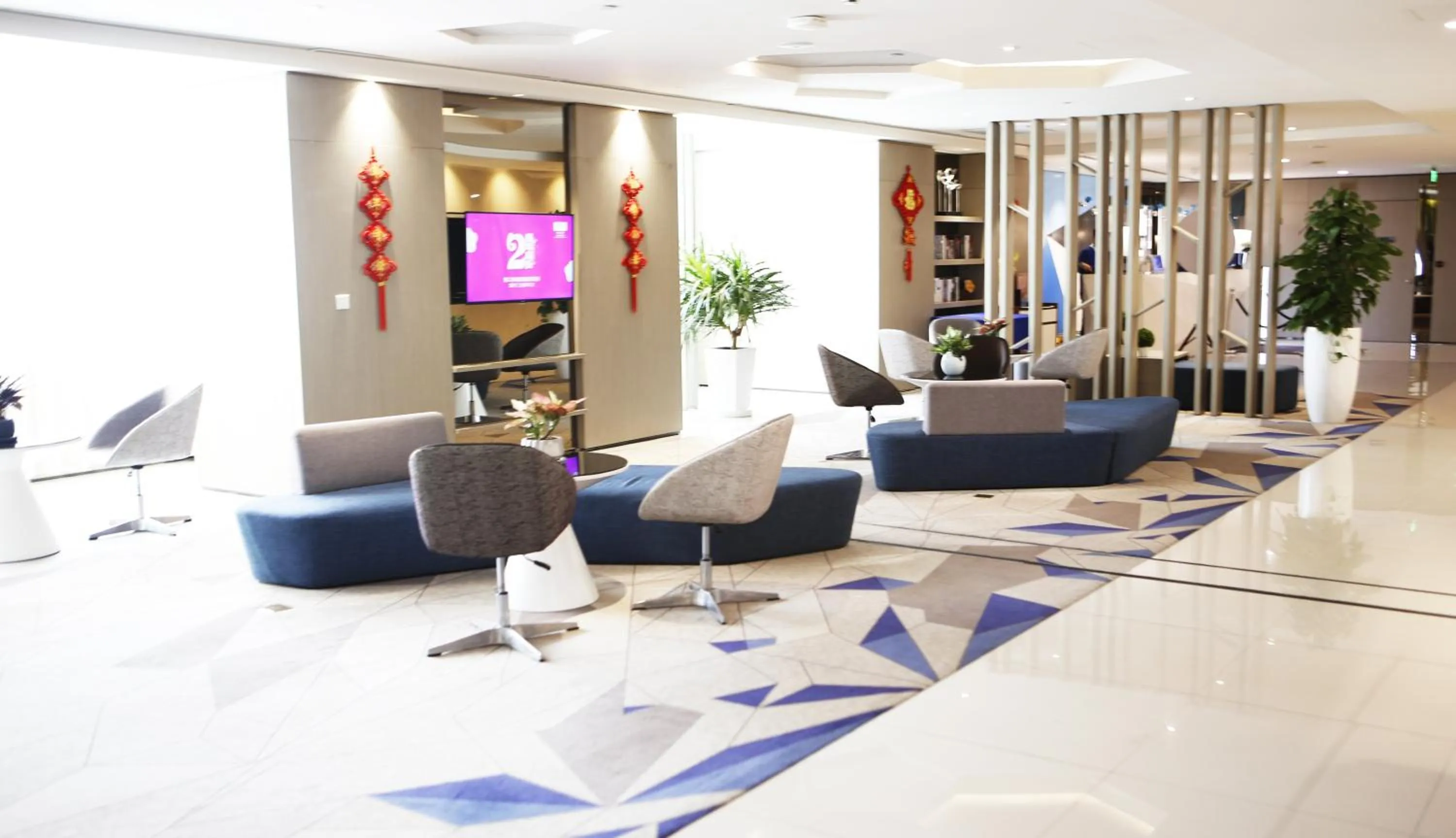 Property building in Holiday Inn Express Yingkou Onelong Plaza by IHG