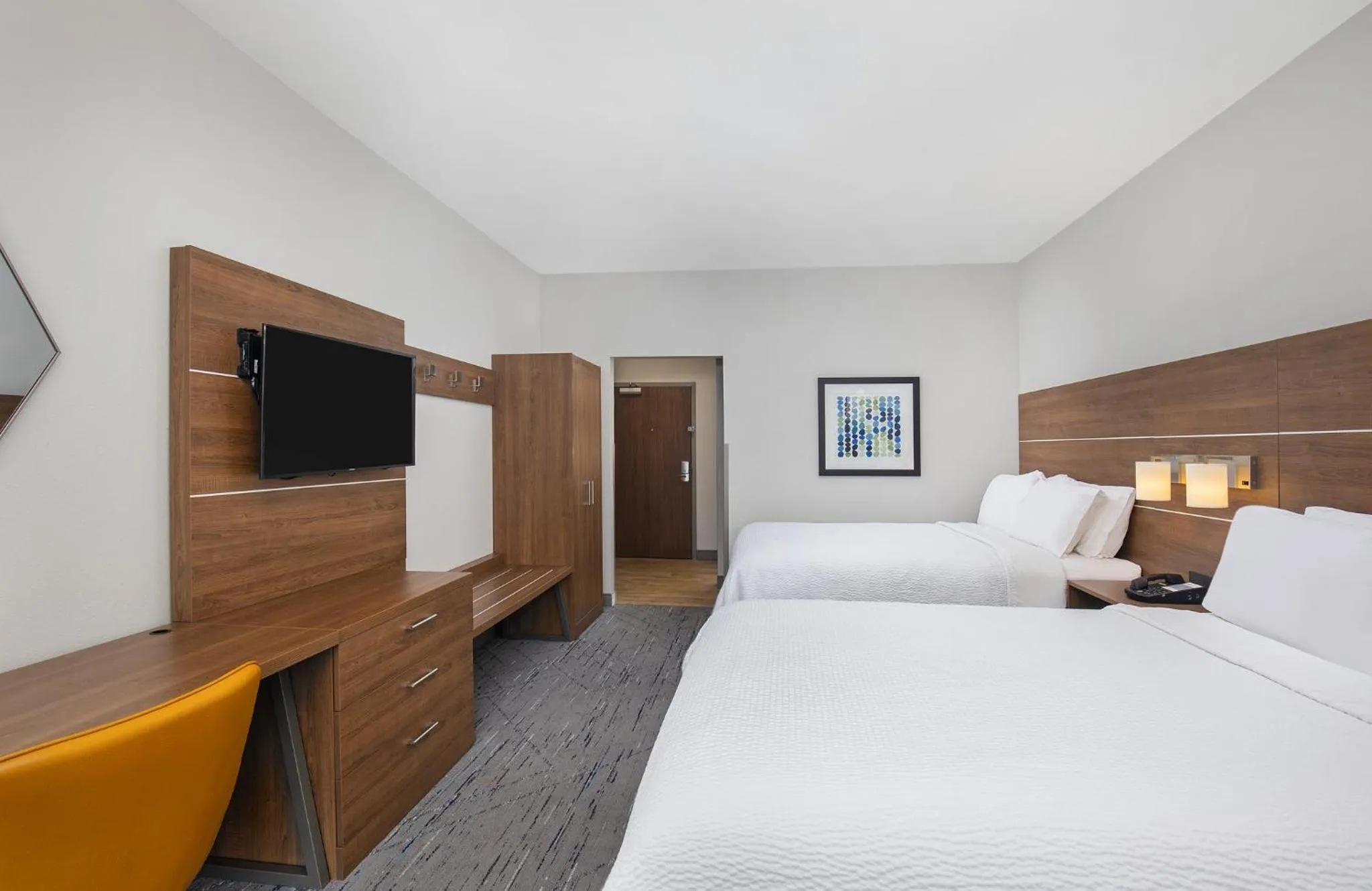 Photo of the whole room, Bed in Holiday Inn Express & Suites - Carrollton West by IHG