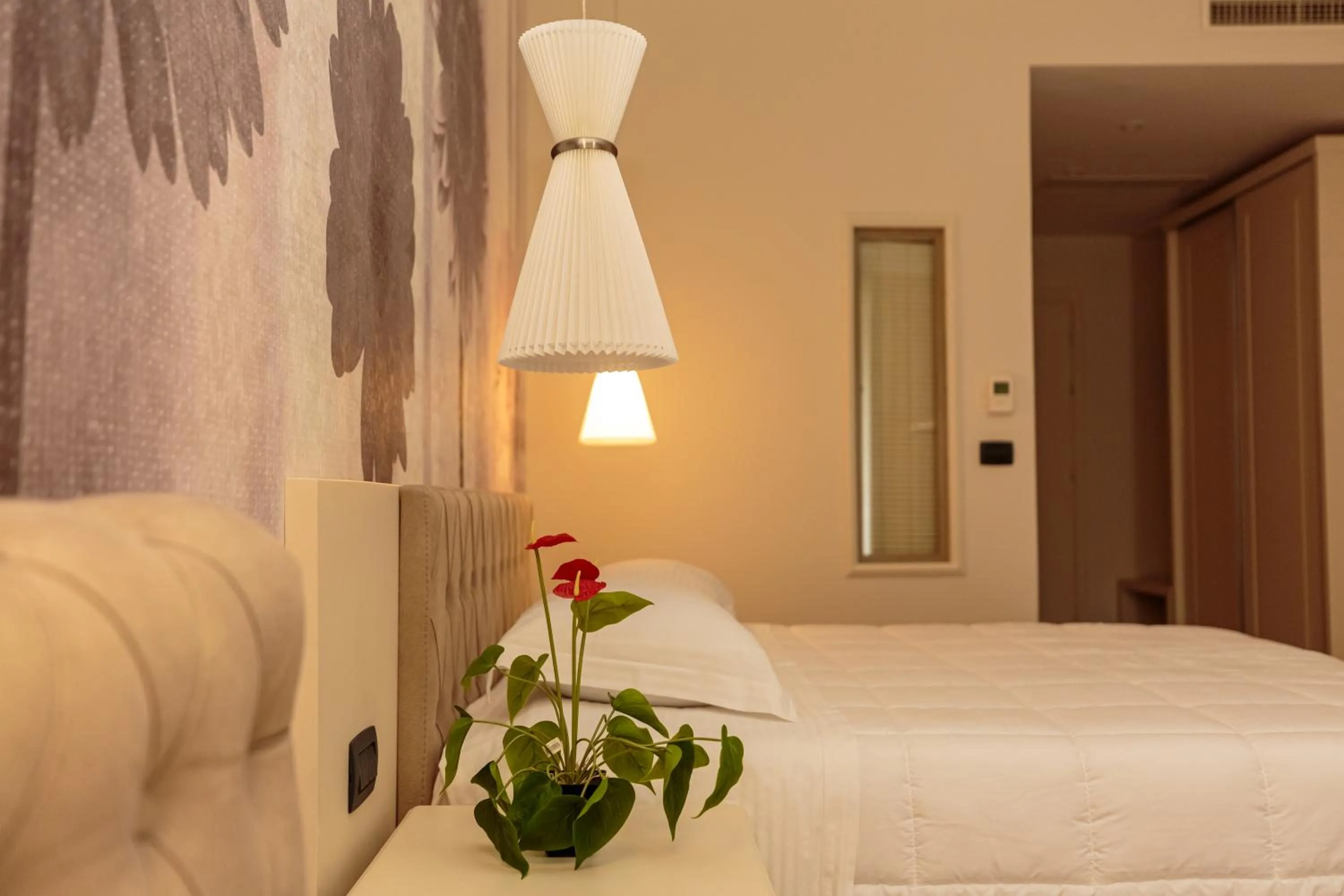 Bedroom, Bed in Regina City Hotel & SPA