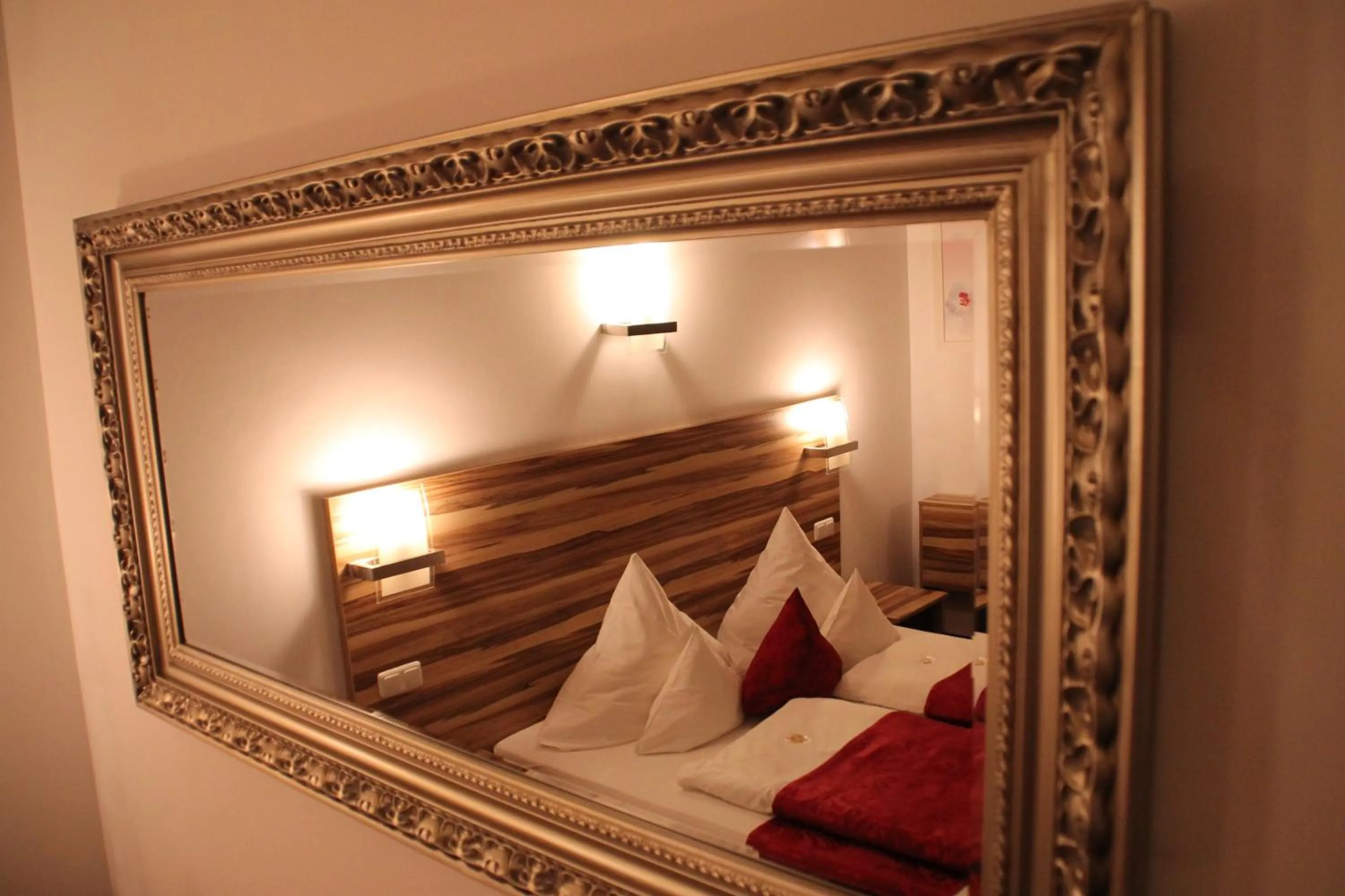 Photo of the whole room, Bed in Hotel Bruckertshof