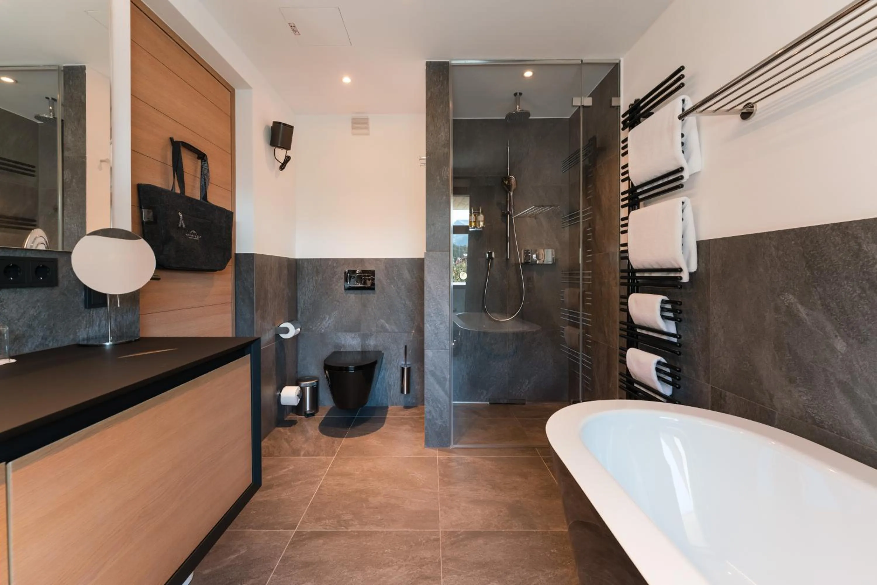 Shower in Chalet Hohe Welt - luxury apartments