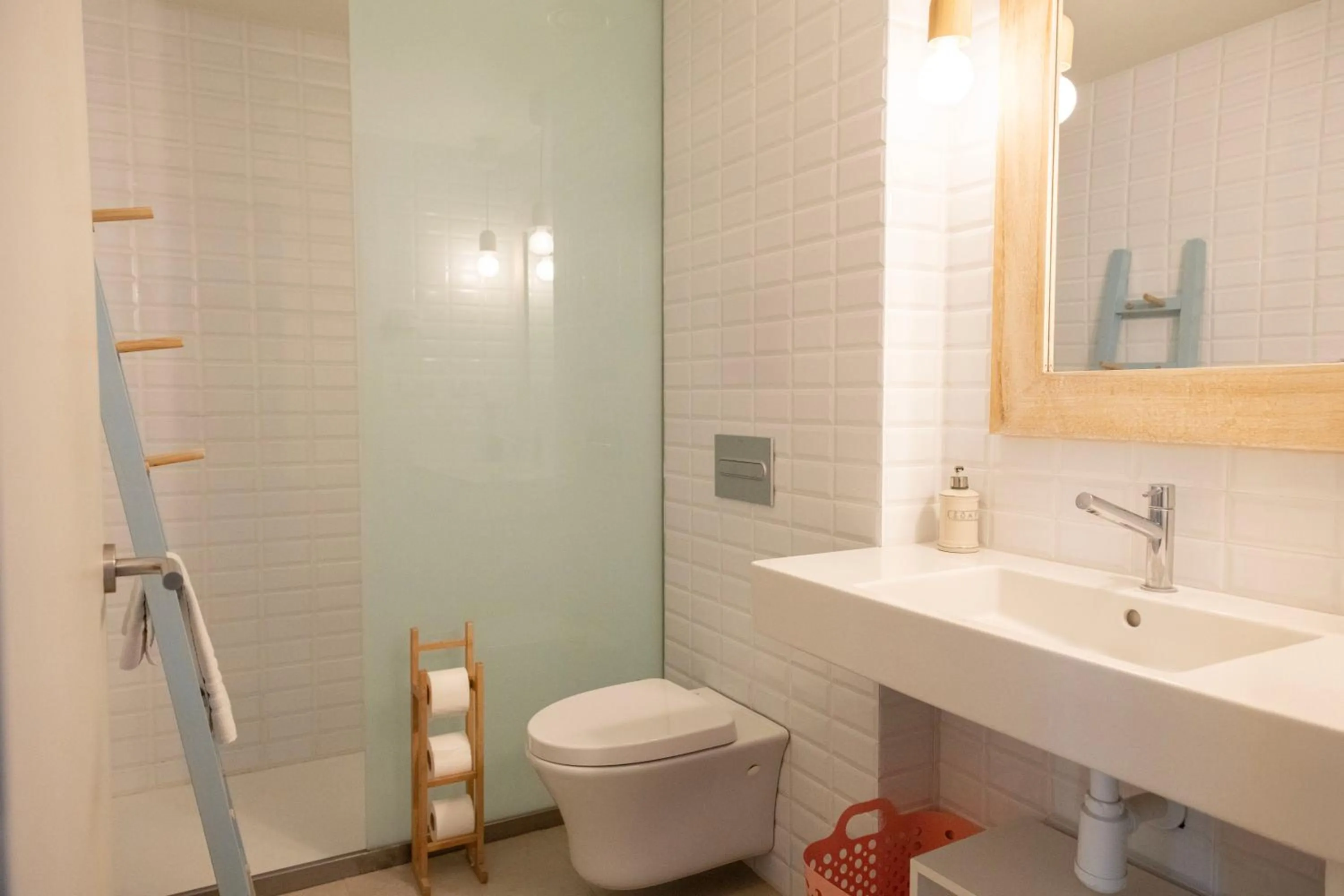 Shower in Can Alemany