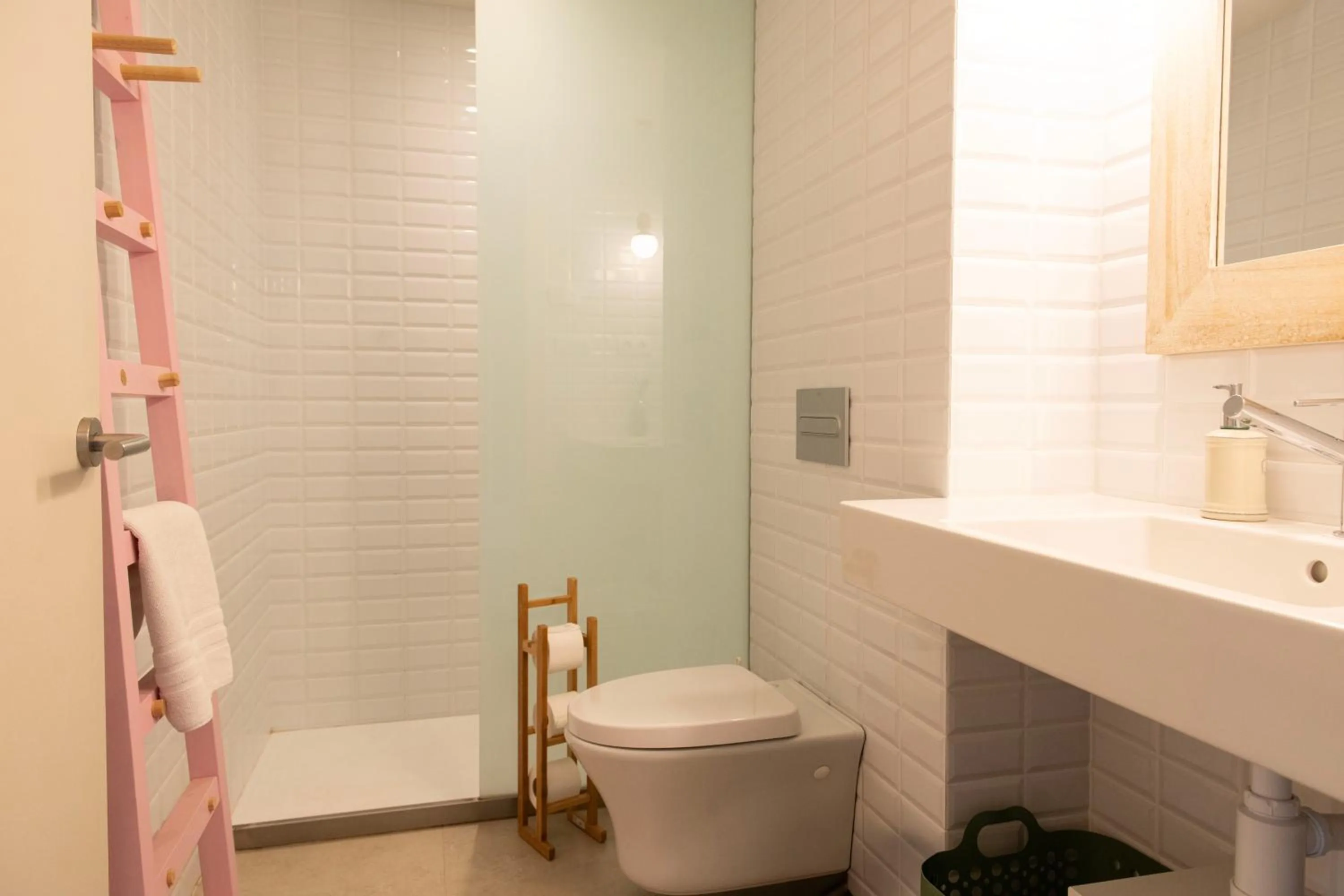 Shower in Can Alemany