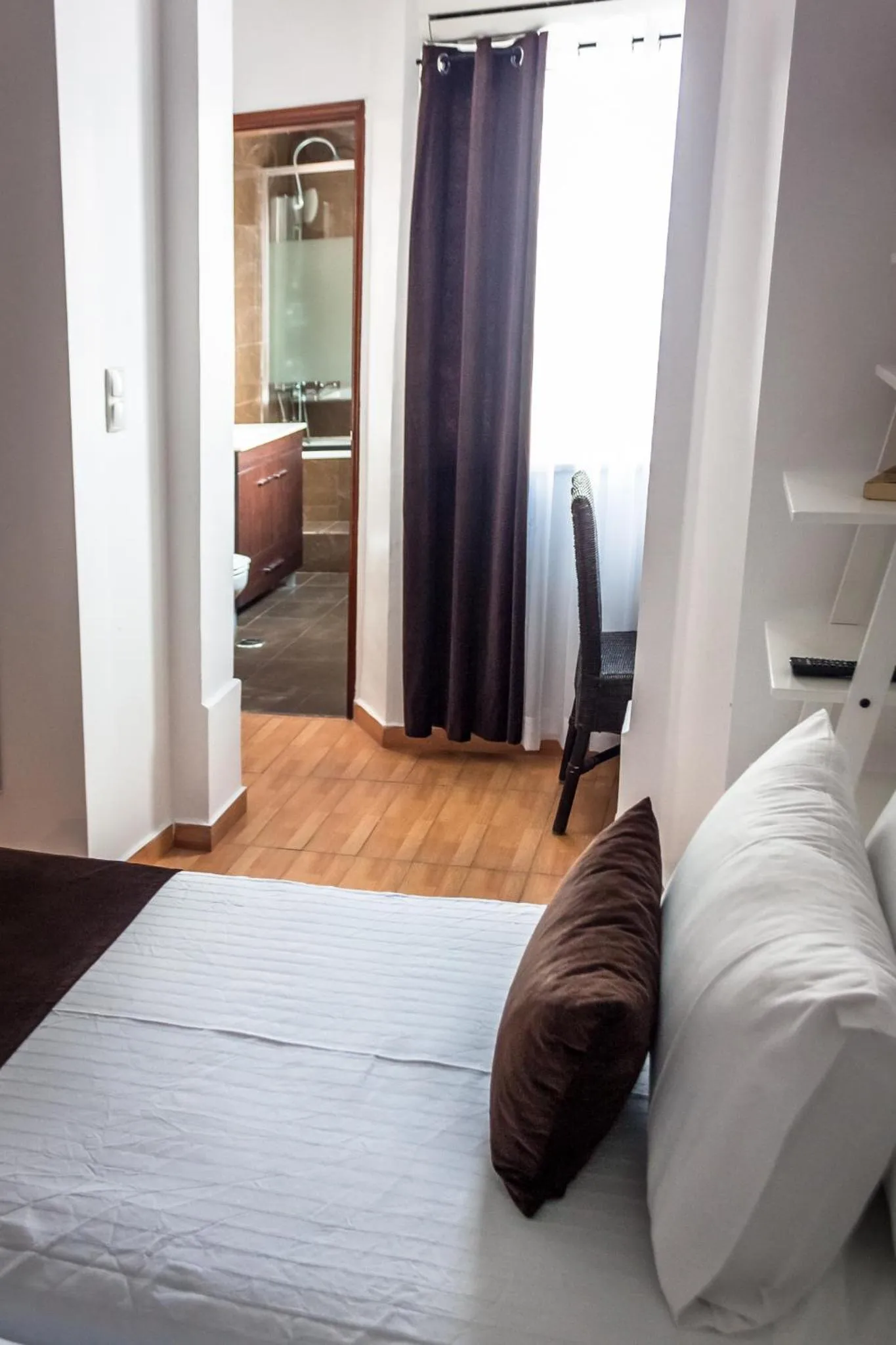 Bedroom, Bed in Anjo Azul